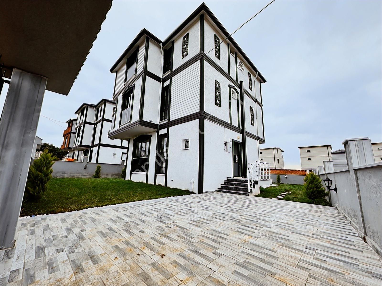 Mega Yapıdan 330m² Arsa İçinde Havuzlu İskanlı 5+1 Lüx Müstakil - Görsel 31