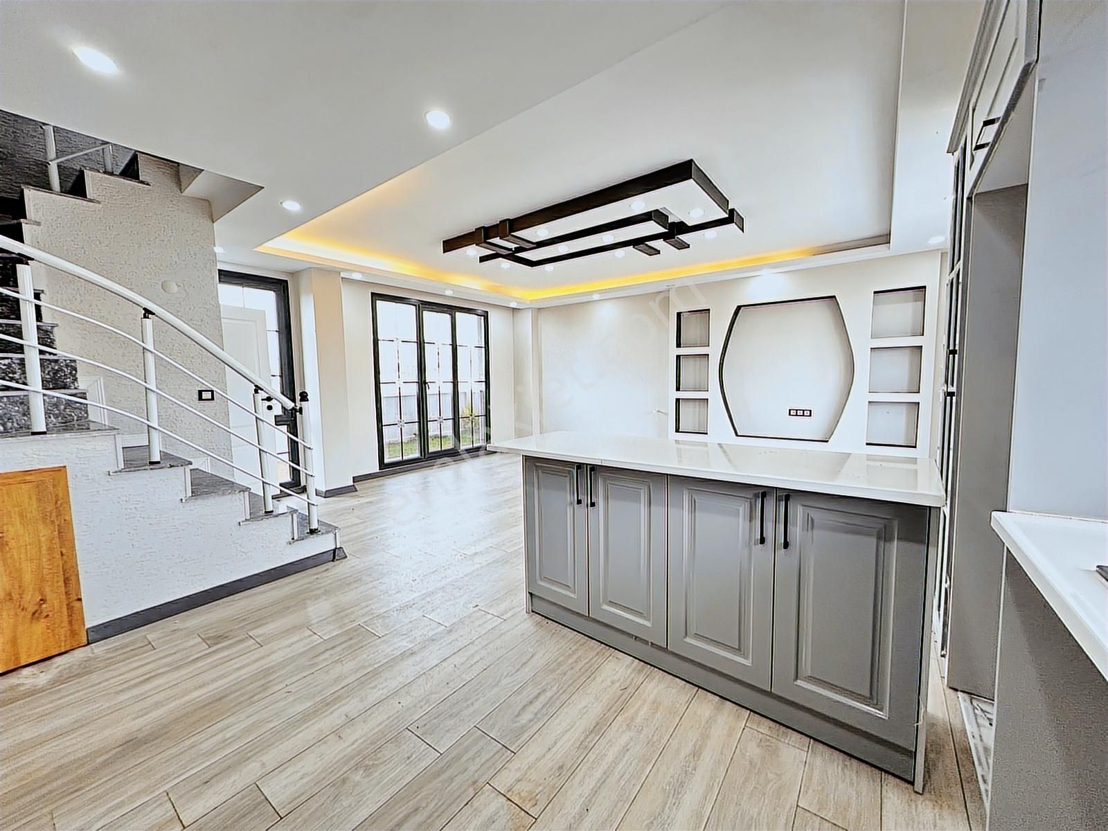 Mega Yapıdan 330m² Arsa İçinde Havuzlu İskanlı 5+1 Lüx Müstakil - Görsel 8