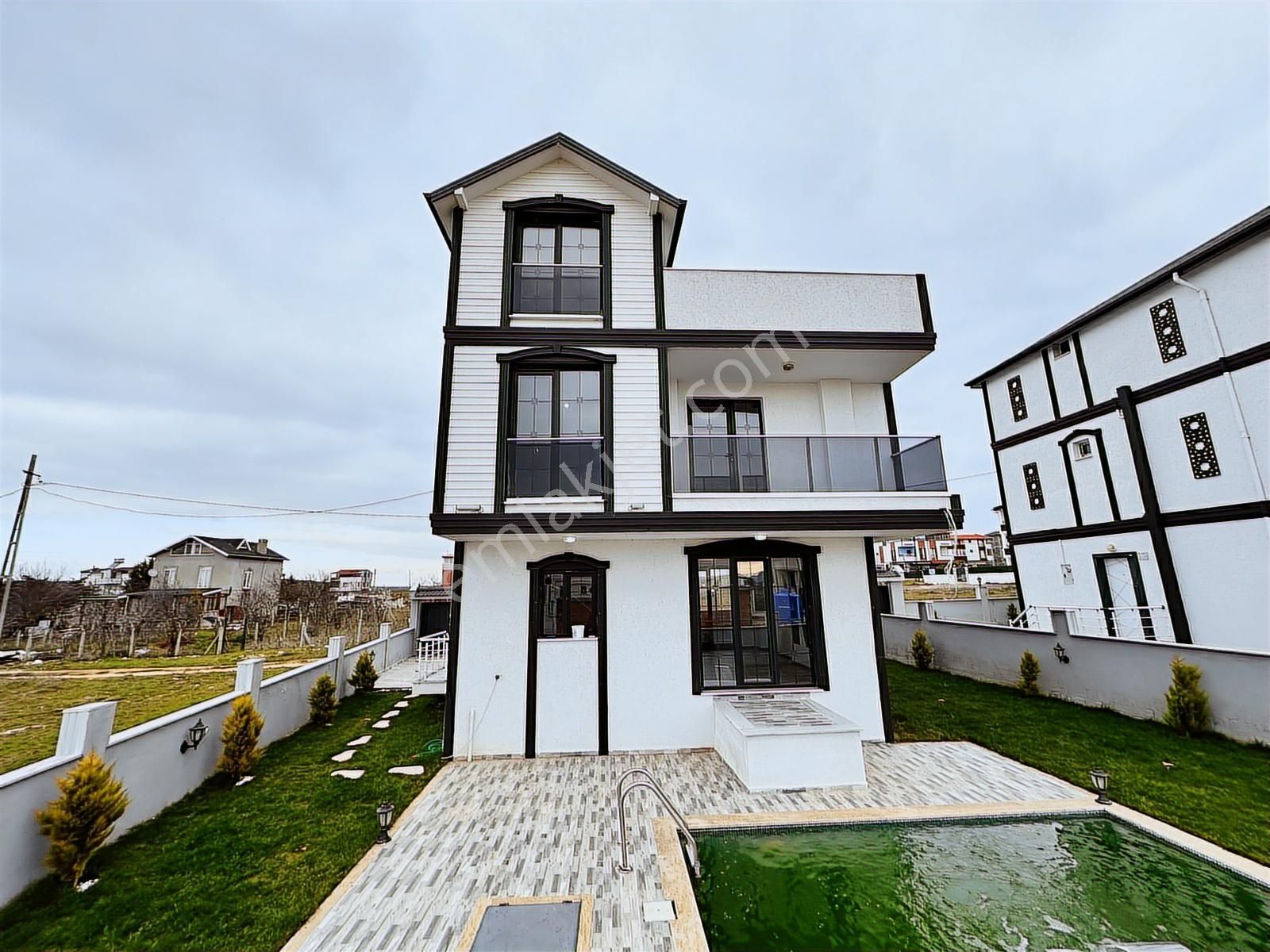 Mega Yapıdan 330m² Arsa İçinde Havuzlu İskanlı 5+1 Lüx Müstakil - Görsel 27