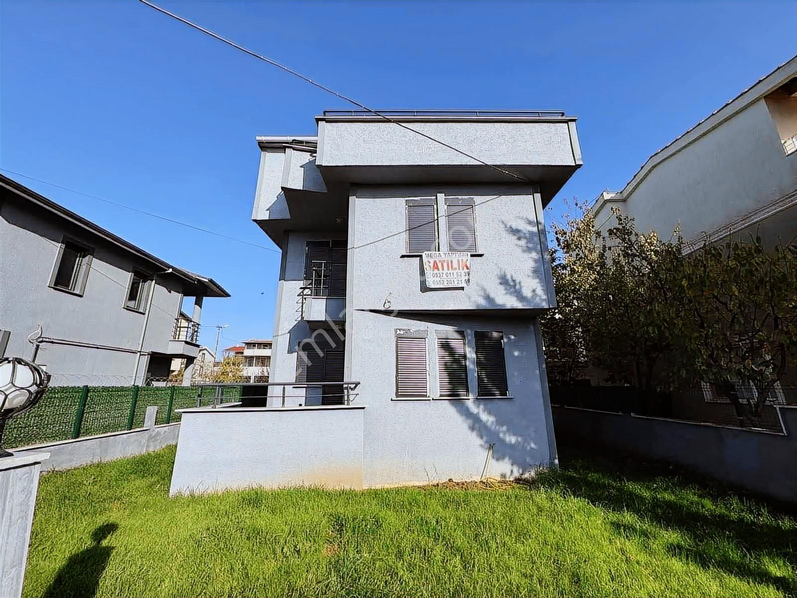 #mega Yapı# Full Panjurlu İskanlı Lüks Müstakil 4 Taraf Bahçe