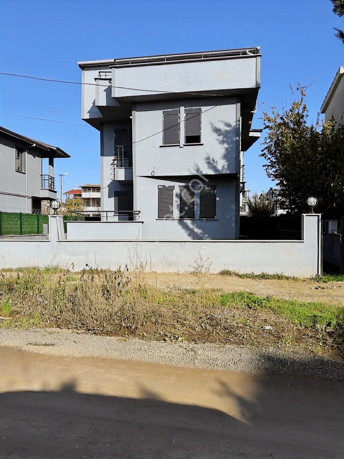 #mega Yapı# Full Panjurlu İskanlı Lüks Müstakil 4 Taraf Bahçe - Görsel 2