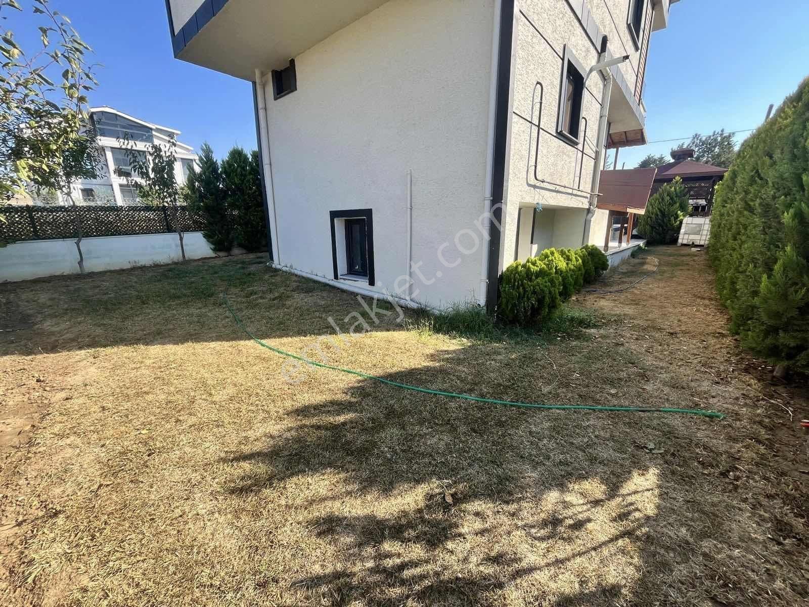 #mega Yapı# Kaçırılmayacak Havuzlu 5+1 Denize Yakın Villa - Görsel 22