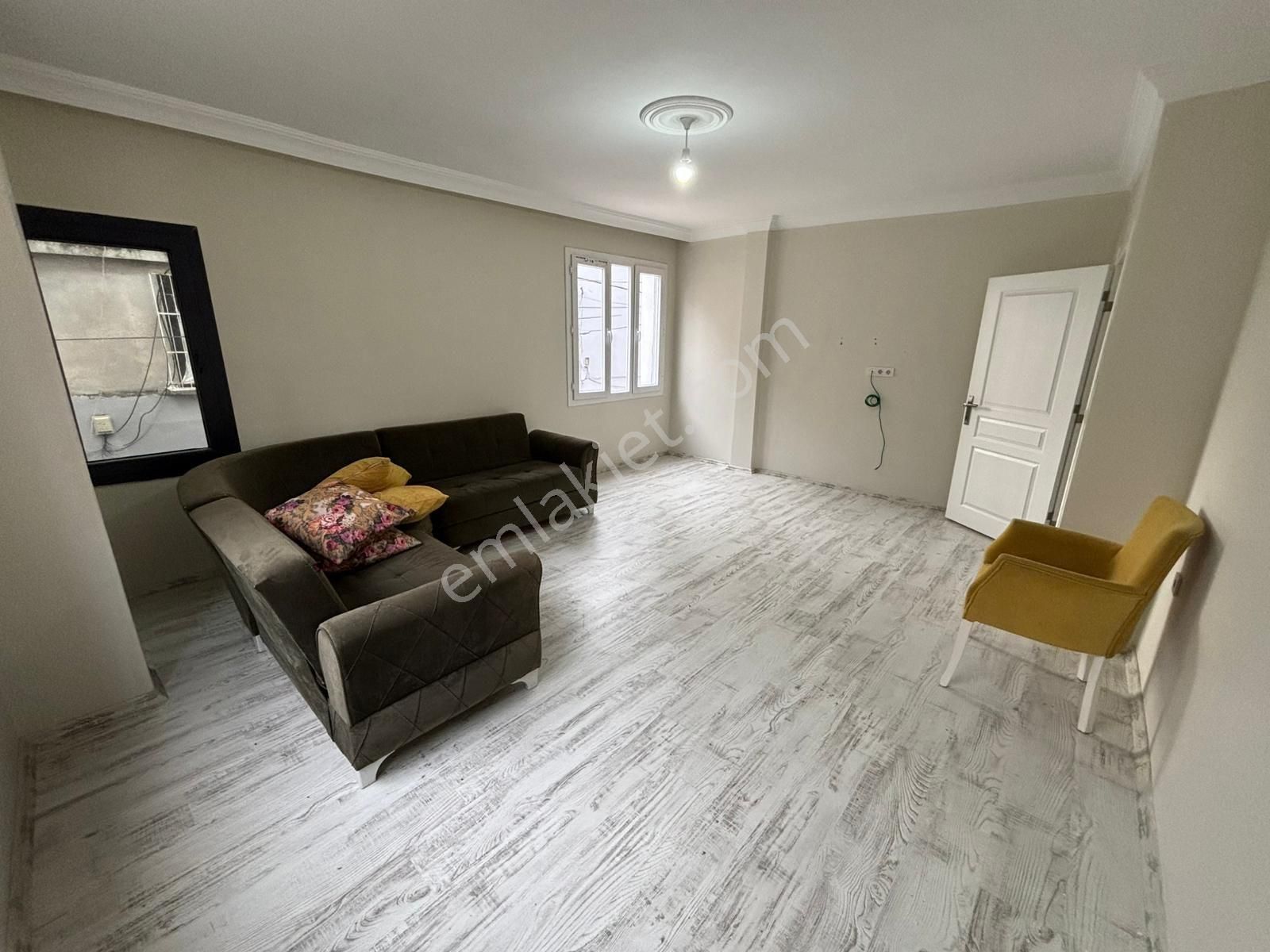 Gürselpaşa Mah 2+1 Kiralık Müstakil İçi Yapılı