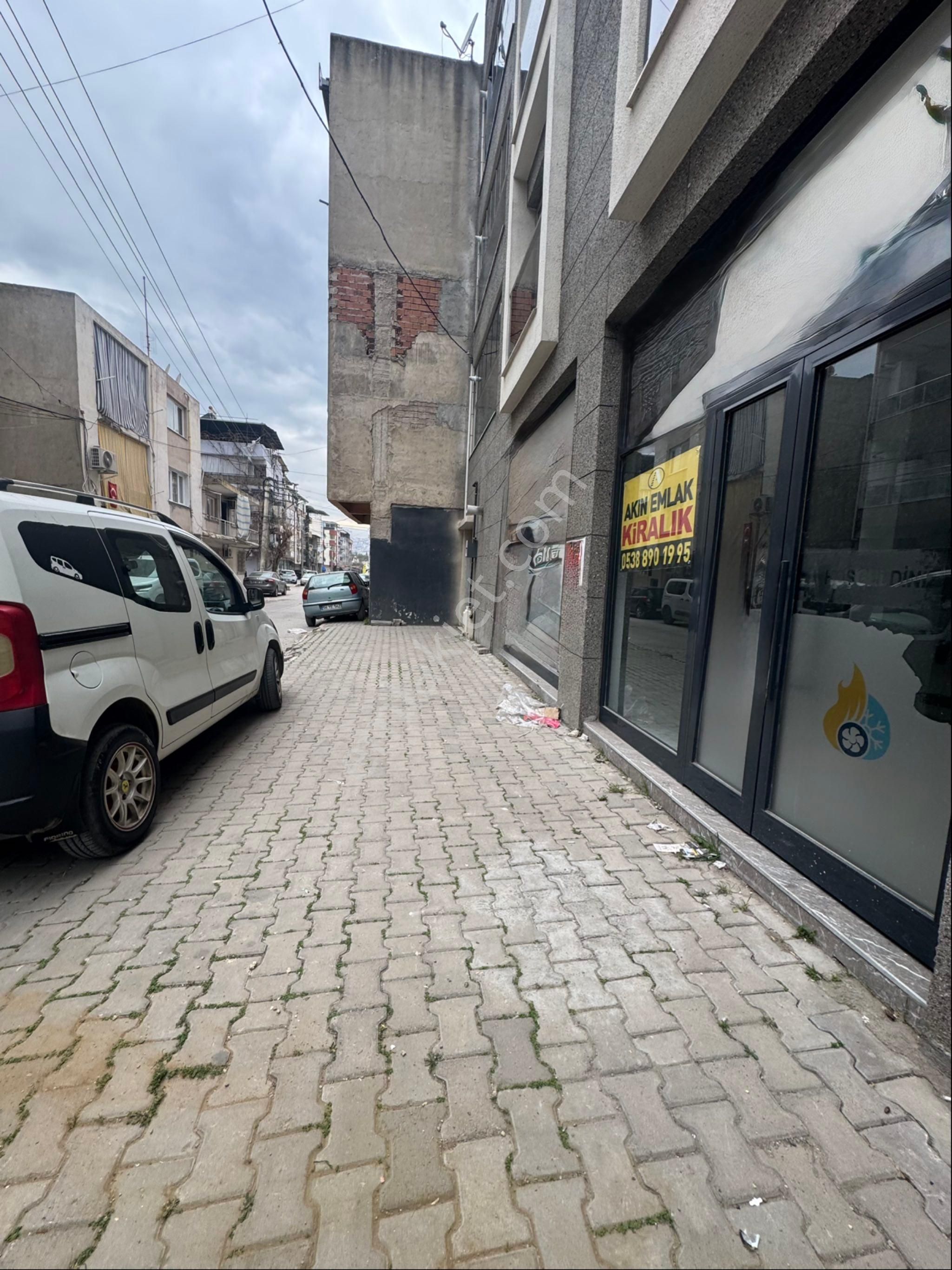 Buca Göksu Mah. Cadde Üzeri 95 M2. Kiralık Dükkan - Görsel 2