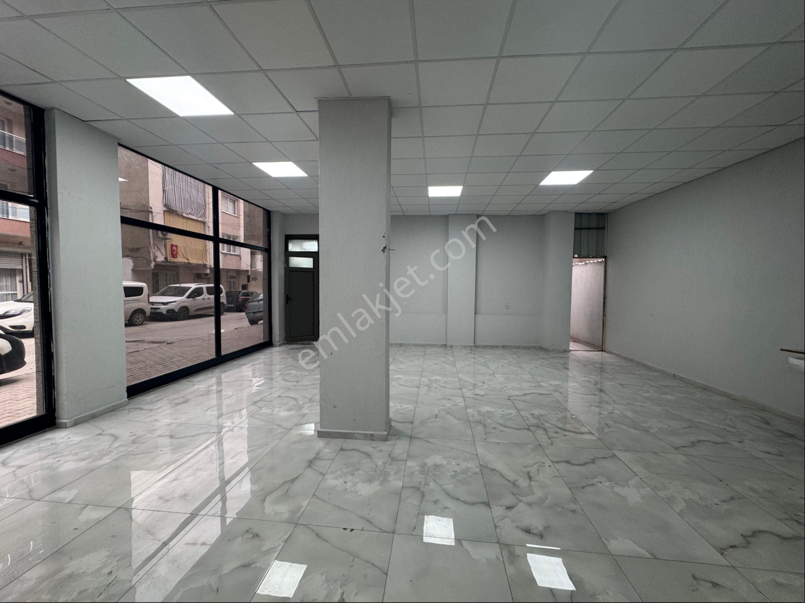 Buca Göksu Mah. Cadde Üzeri 95 M2. Kiralık Dükkan - Görsel 3