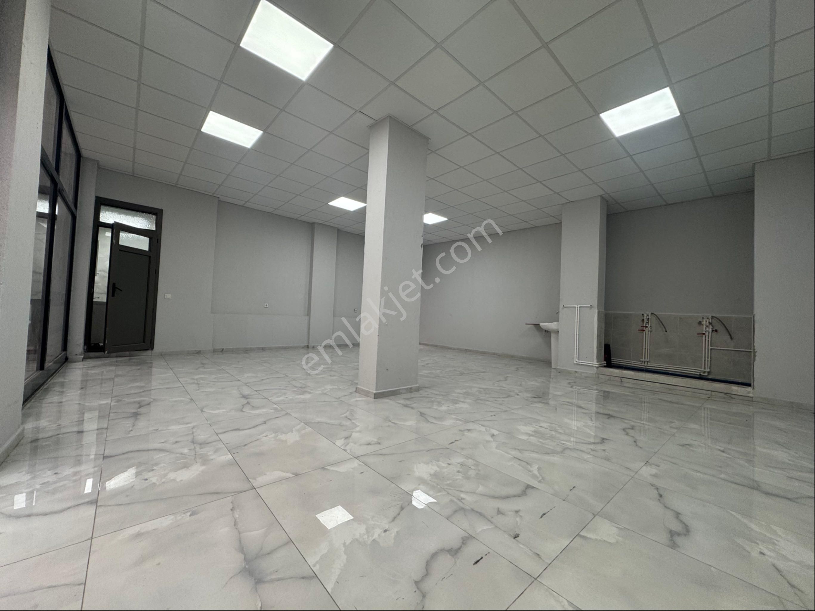 Buca Göksu Mah. Cadde Üzeri 95 M2. Kiralık Dükkan - Görsel 10