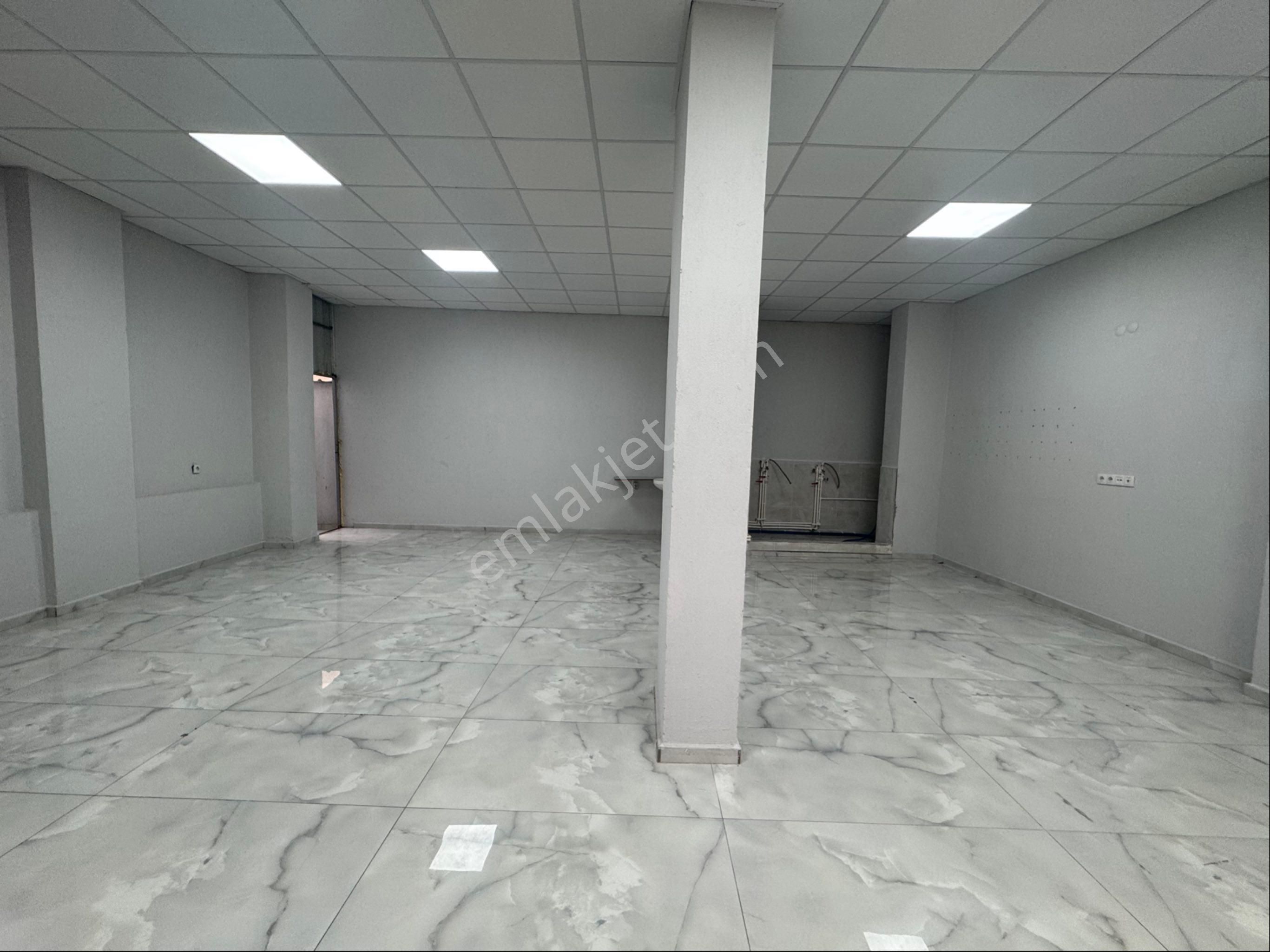 Buca Göksu Mah. Cadde Üzeri 95 M2. Kiralık Dükkan - Görsel 4