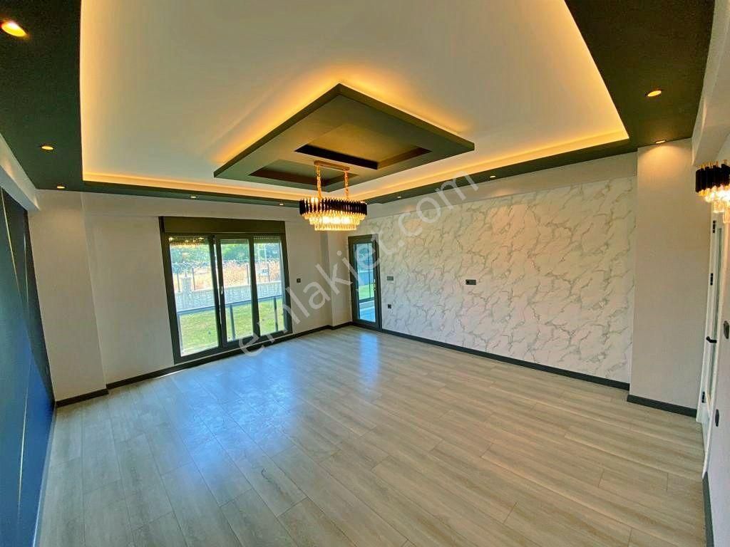 Uytundan Edremitte Havuzlu Yerden Isıtmalı Ultralüks 4+1 Villa - Görsel 20