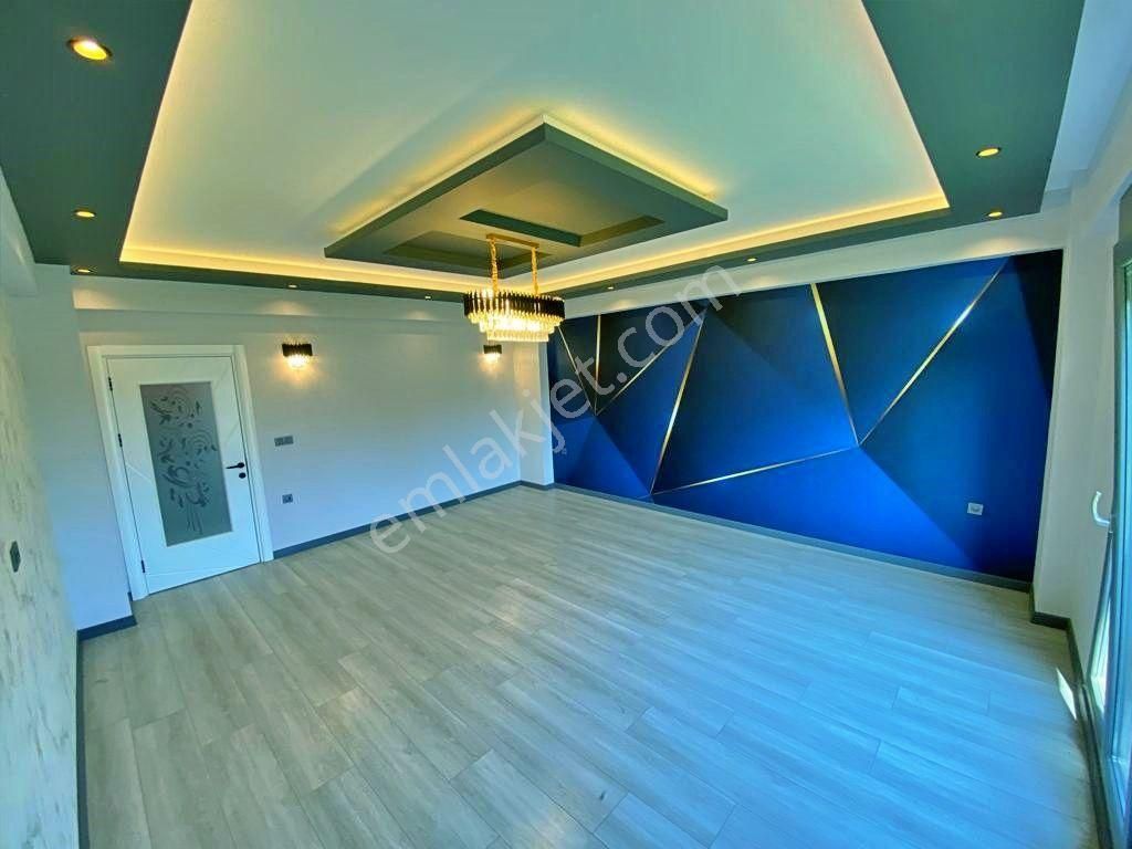 Uytundan Edremitte Havuzlu Yerden Isıtmalı Ultralüks 4+1 Villa - Görsel 19