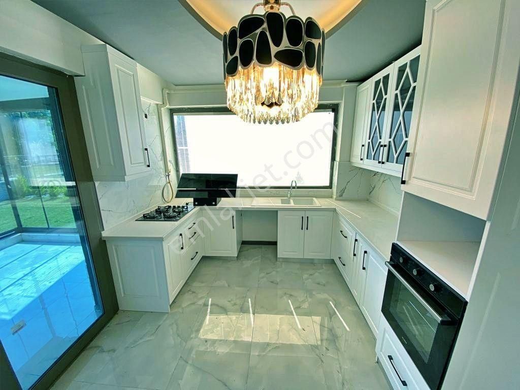 Uytundan Edremitte Havuzlu Yerden Isıtmalı Ultralüks 4+1 Villa - Görsel 30