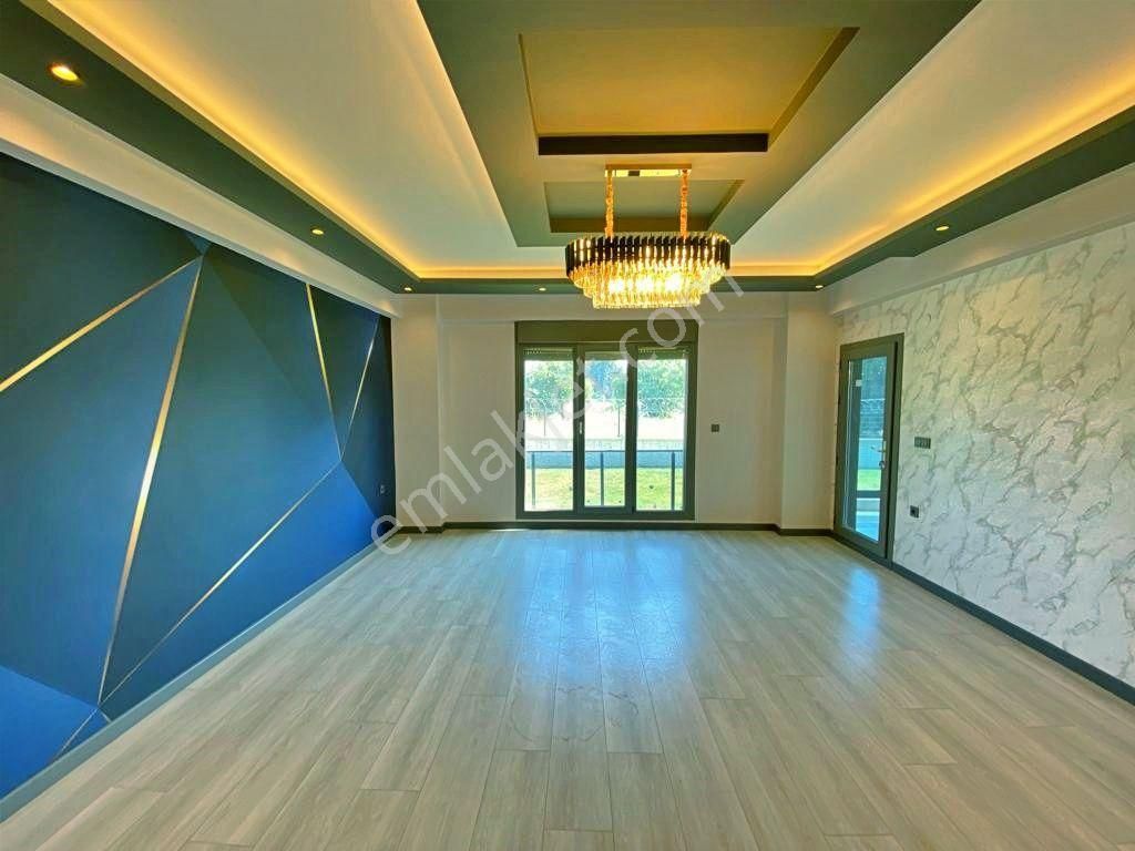 Uytundan Edremitte Havuzlu Yerden Isıtmalı Ultralüks 4+1 Villa - Görsel 17