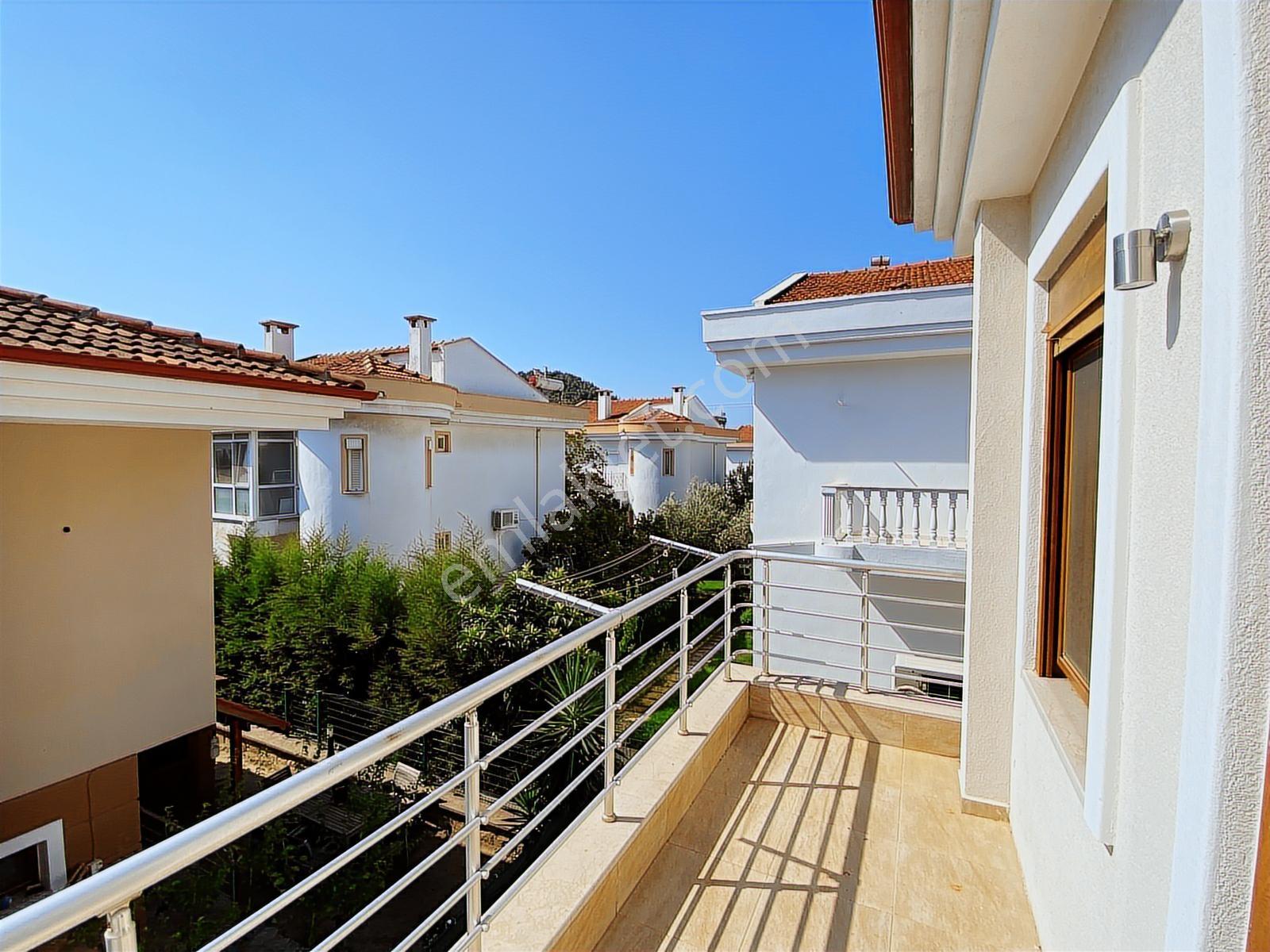 Ayvalık Çamlık Laka'da Doğa İle İç İçe 3+1 Satılık Villa - Görsel 33