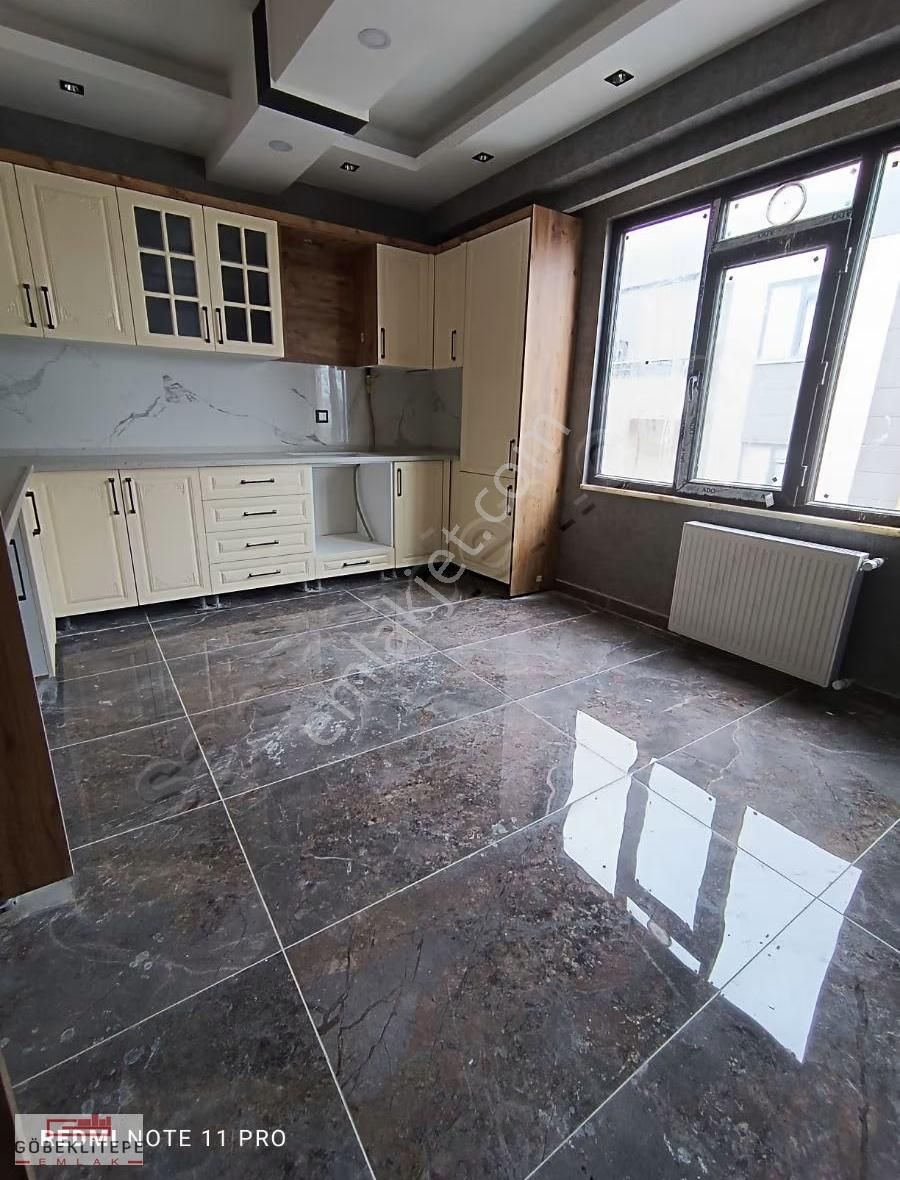 Göbeklitepe Emlaktan Mehmetçikte 3+1 Kiralık Sıfır Arakat Daire - Görsel 16