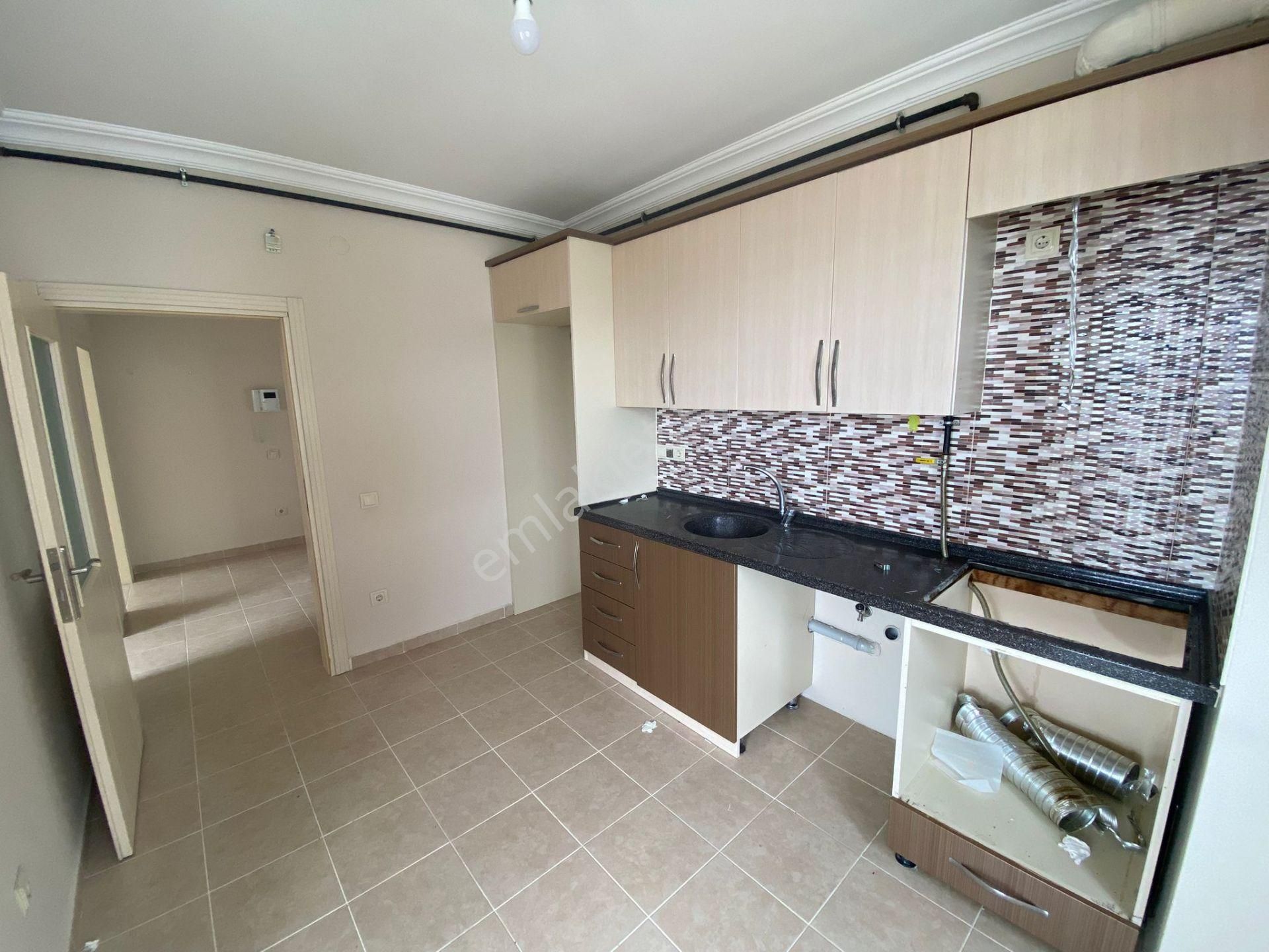 Yalı Gayrimenkul'den Bostancı Site İçerisinde Kiralık 3+1 Daire - Görsel 10