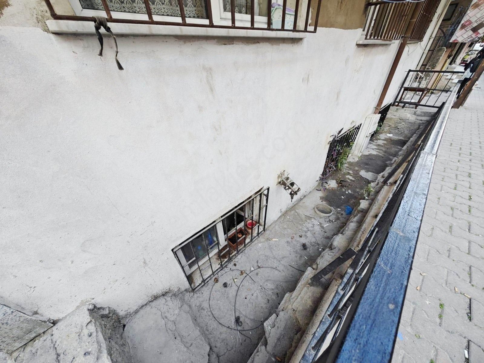 Fatih Emlak Tan 2+1 Bahçe Katı Cem Evine Yakın - Görsel 9