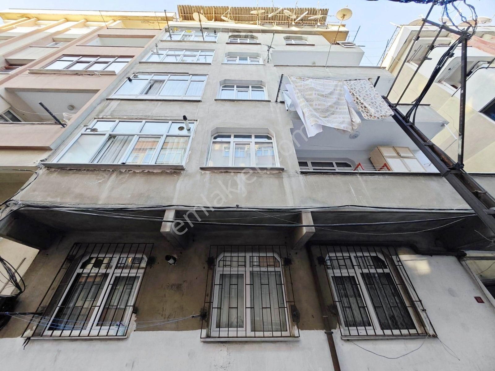 Fatih Emlak Tan 2+1 Bahçe Katı Cem Evine Yakın - Görsel 8