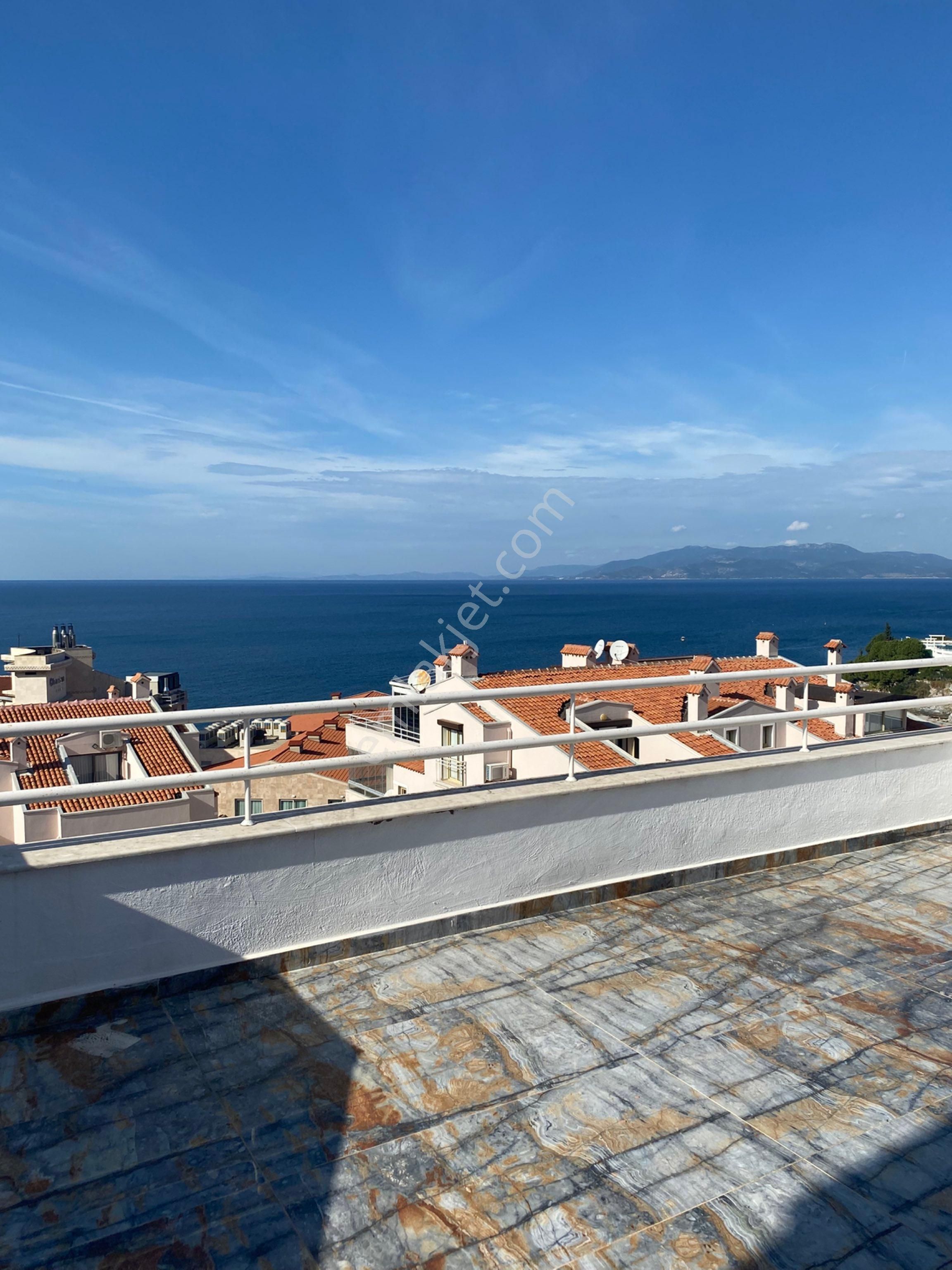 Nezih Bir Sitede Deniz Manzaralı 3+1 Çatı Dubleks Daire - Görsel 21