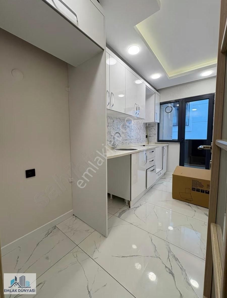 Emlak Dünyasından 0 Binada Ara Katta Balkonlu Ayrı Mutfak Lüx2+1 - Görsel 4