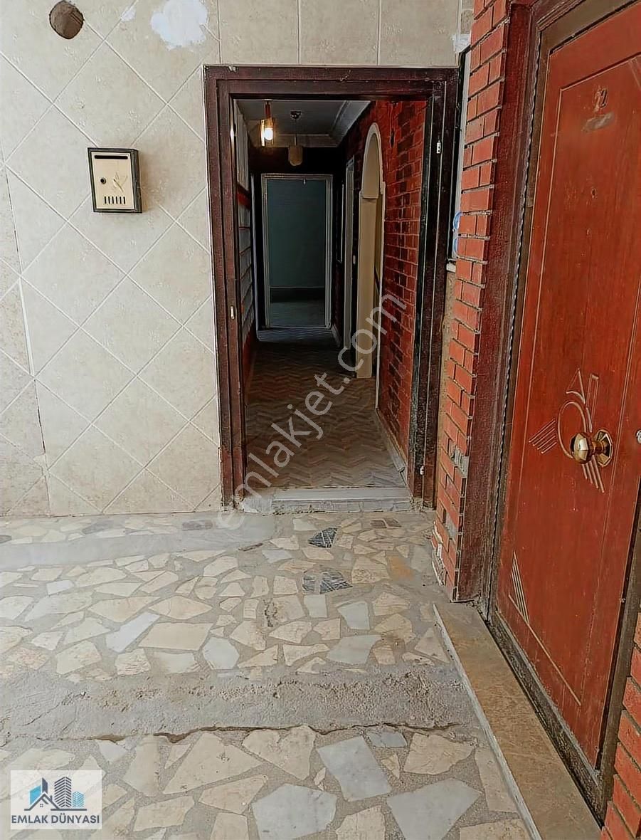 Emlak Dünyasından Yüksek Kira Getrili Yatırıma Uygun 2+1 Fırsat - Görsel 4