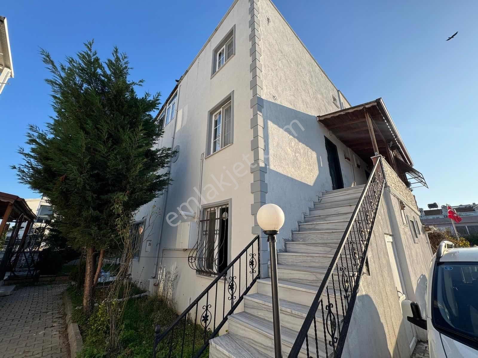 #mega Yapı# Havuzlu Sitede Denize 100 M 4+2 Dubleks - Görsel 3