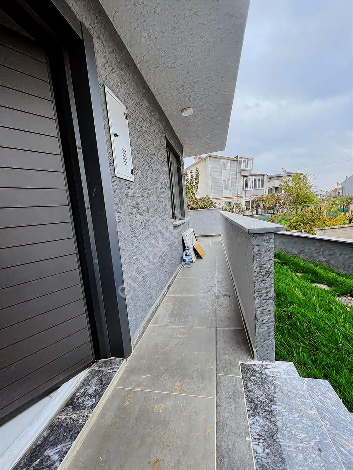 #mega Yapı# Geniş Bahçeli Alttan Isıtmalı 3+1 İskanlı Villa - Görsel 20