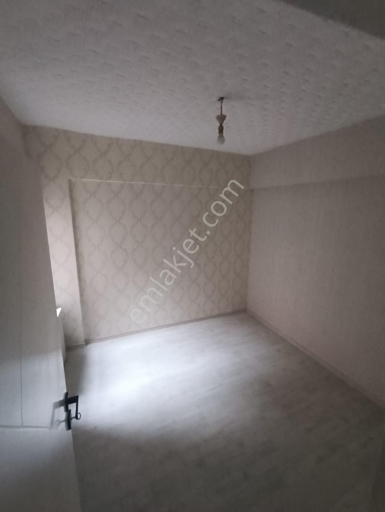 M.ç. Emlaktan ! Plevne Mah. Fırat Caddesi Üzeri 4. Son Katta Full Yeni Yapılı 3+1 - Görsel 17