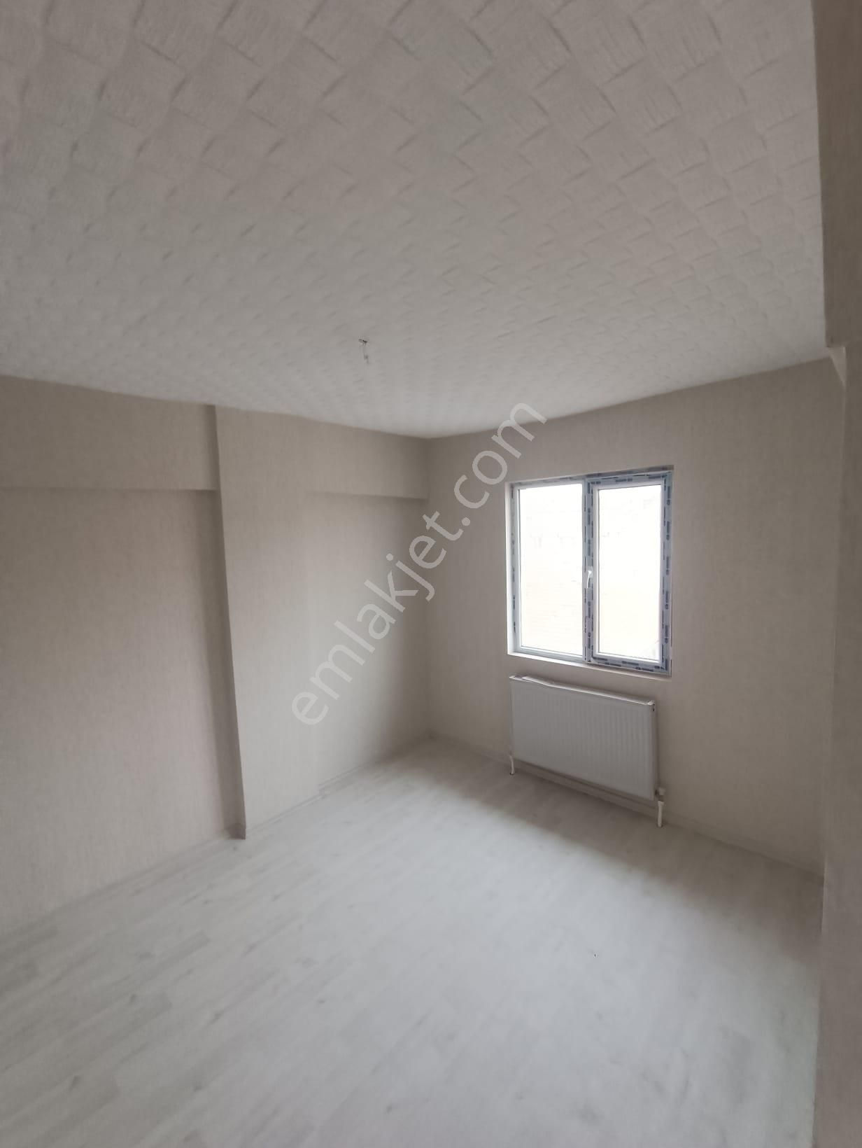 M.ç. Emlaktan ! Plevne Mah. Fırat Caddesi Üzeri 4. Son Katta Full Yeni Yapılı 3+1 - Görsel 15