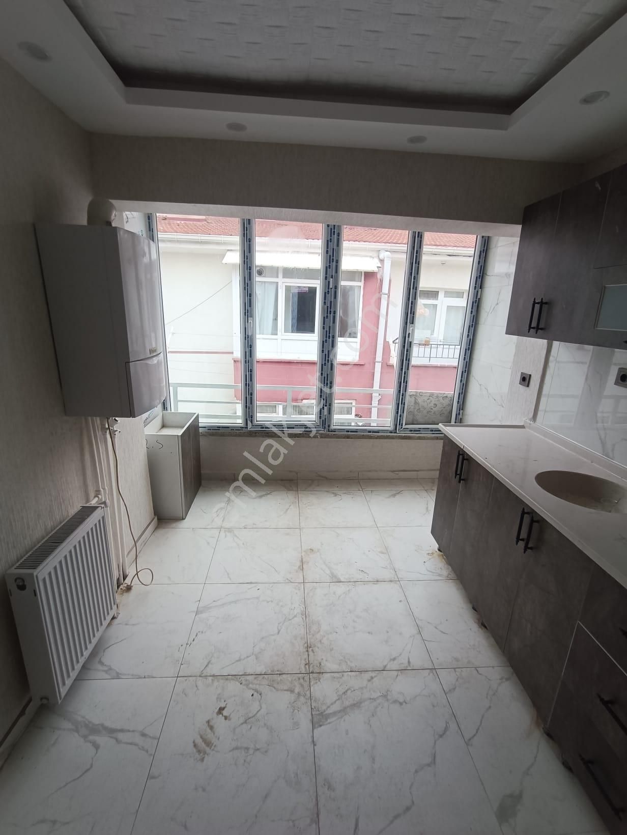 M.ç. Emlaktan ! Plevne Mah. Fırat Caddesi Üzeri 4. Son Katta Full Yeni Yapılı 3+1 - Görsel 7