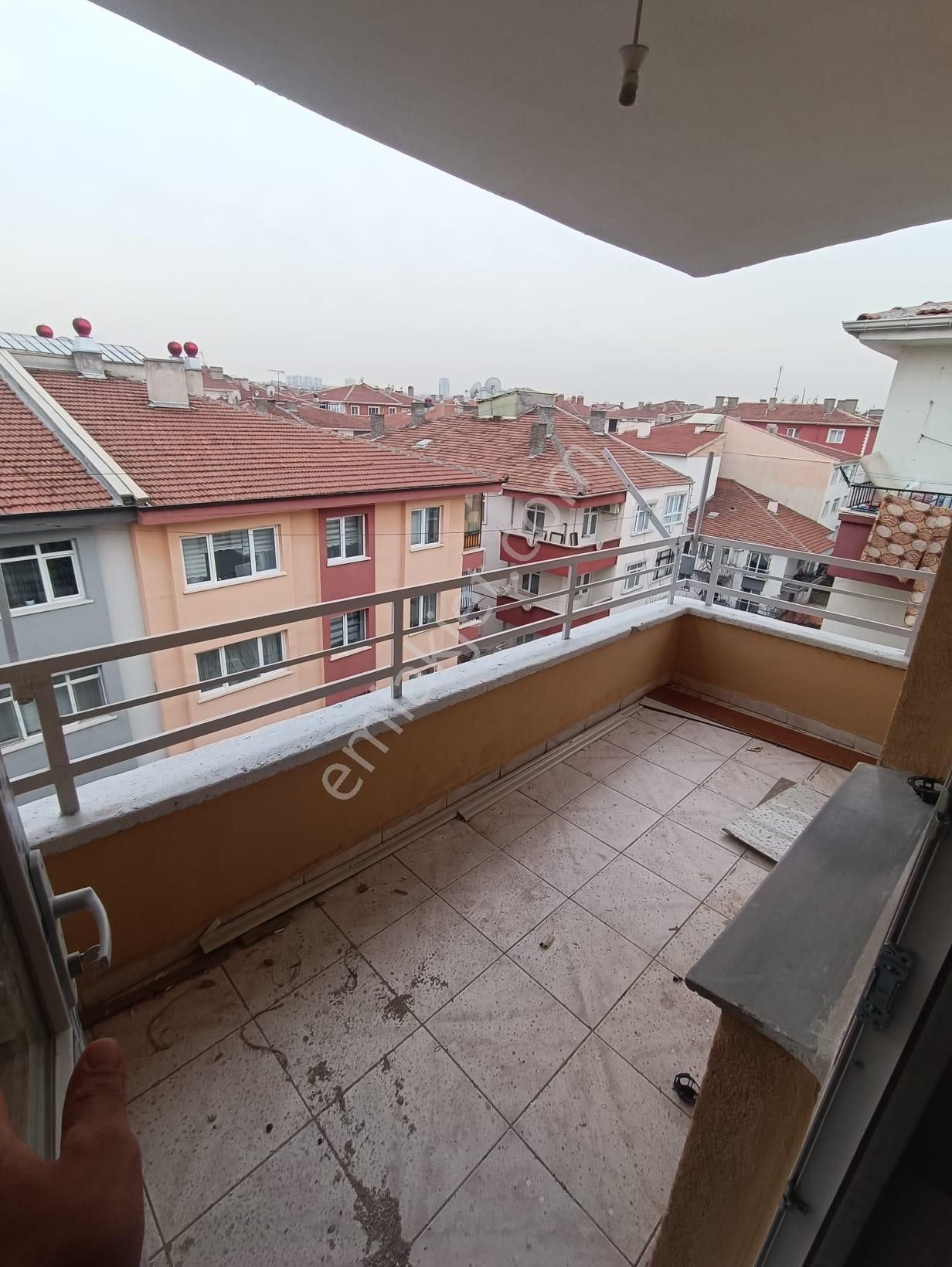 M.ç. Emlaktan ! Plevne Mah. Fırat Caddesi Üzeri 4. Son Katta Full Yeni Yapılı 3+1 - Görsel 32