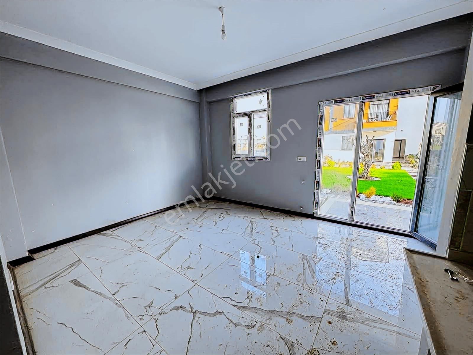 #mega Yapı# Yeni Nesil Havuzlu Sitede 1+1 Villa Dairesi - Görsel 19