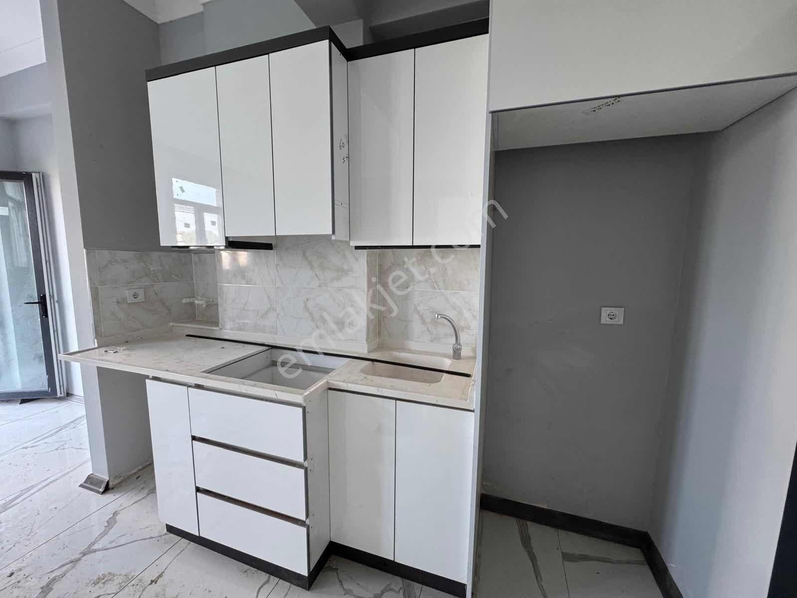 #mega Yapı# Yeni Nesil Havuzlu Sitede 1+1 Villa Dairesi - Görsel 24