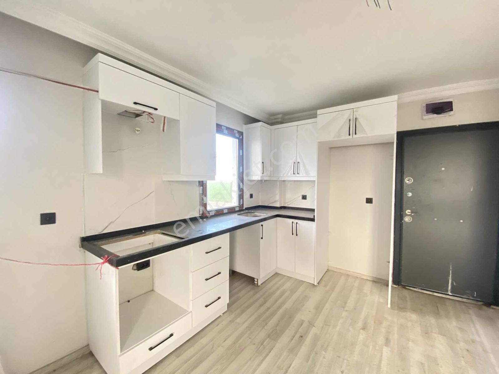 ꧁▇mega Yapı ▇꧂ Müstakil, Geniş Bahçeli, Teraslı 3+1 Fırsat Villa - Görsel 8