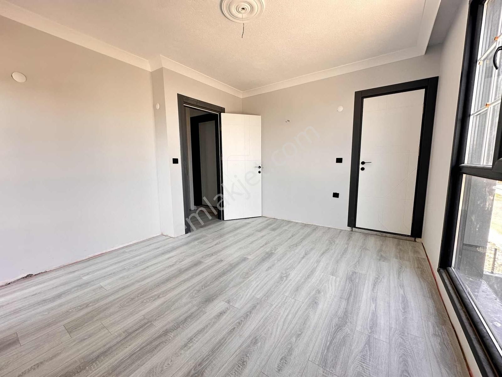 Mega Yapıdan Yeniçiftlikte Parka Cephe Deniz Mnz. 4+1 Lüx Villa - Görsel 20