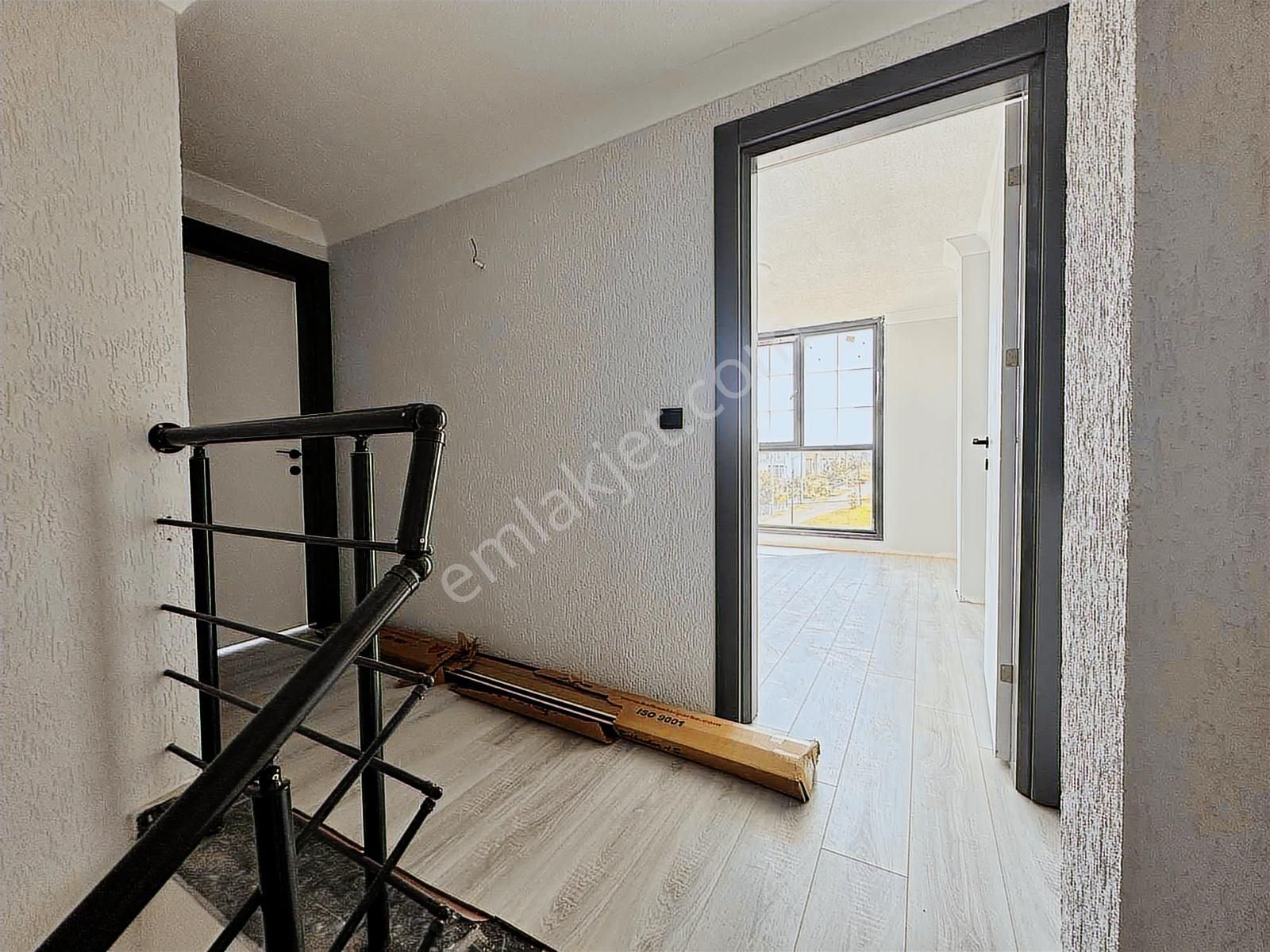 Mega Yapıdan Yeniçiftlikte Parka Cephe Deniz Mnz. 4+1 Lüx Villa - Görsel 33