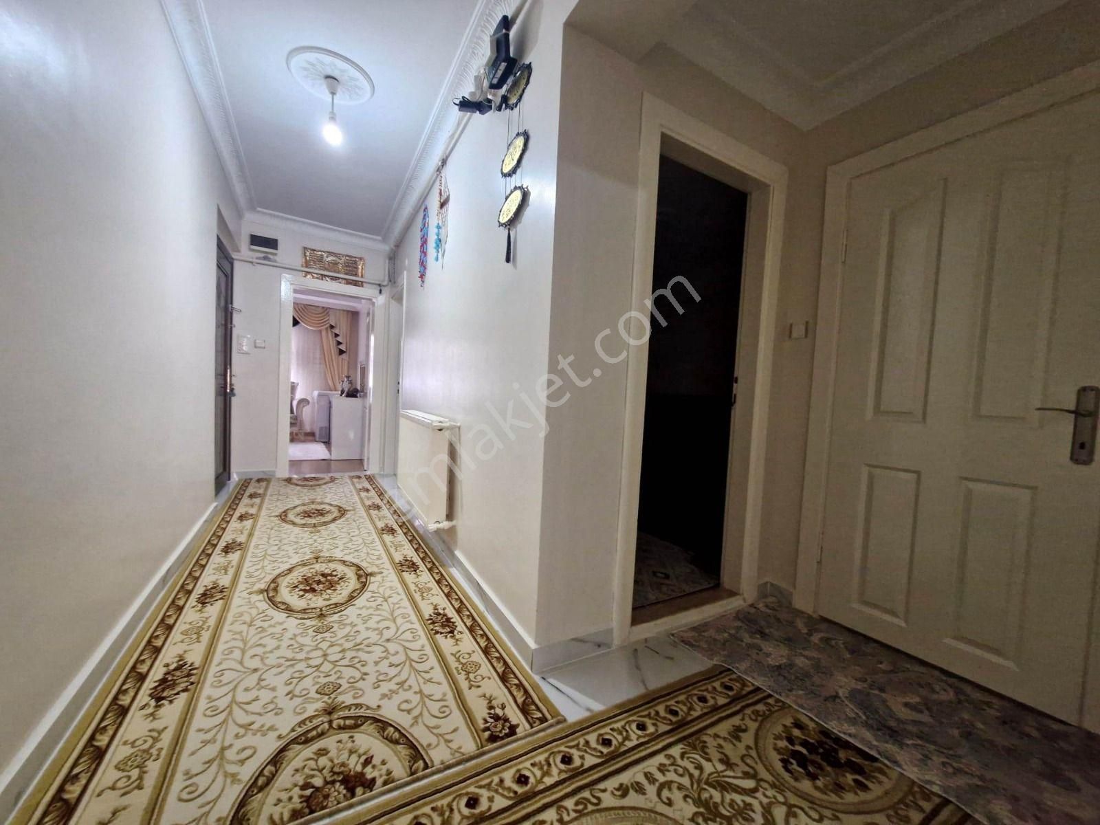 Yenibosna 3+1 2.kat Krediye Uygun Çok Genis Bir Daire - Görsel 13