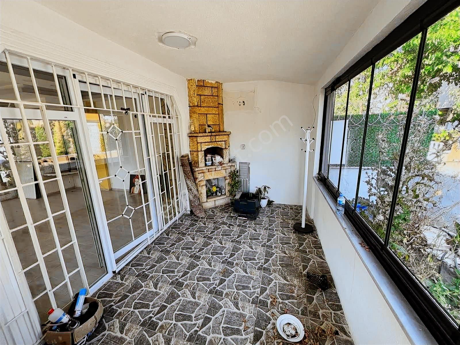 #mega Yapı# Merkezi Konumda 5+1 Kombi Petek Bağlı Fırsat Villa - Görsel 20