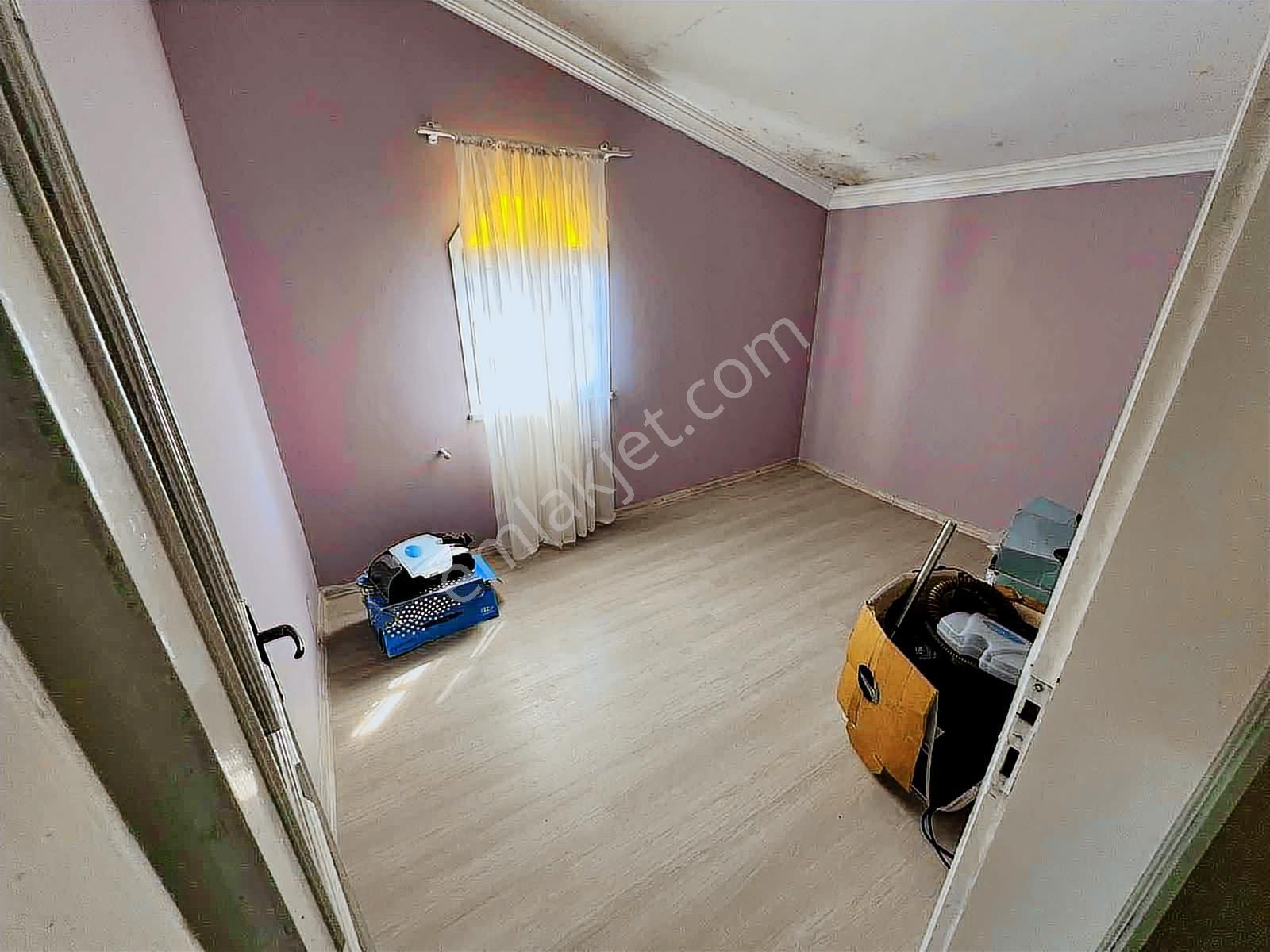 #mega Yapı# Merkezi Konumda 5+1 Kombi Petek Bağlı Fırsat Villa - Görsel 23