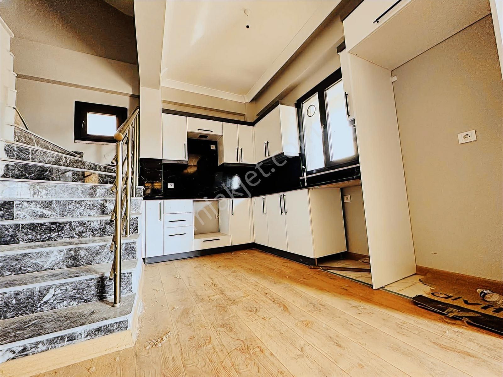 Mega Yapıdan Denize 200 Metre Mesafe İskanlı 4+1 Lüx Müstakil - Görsel 19