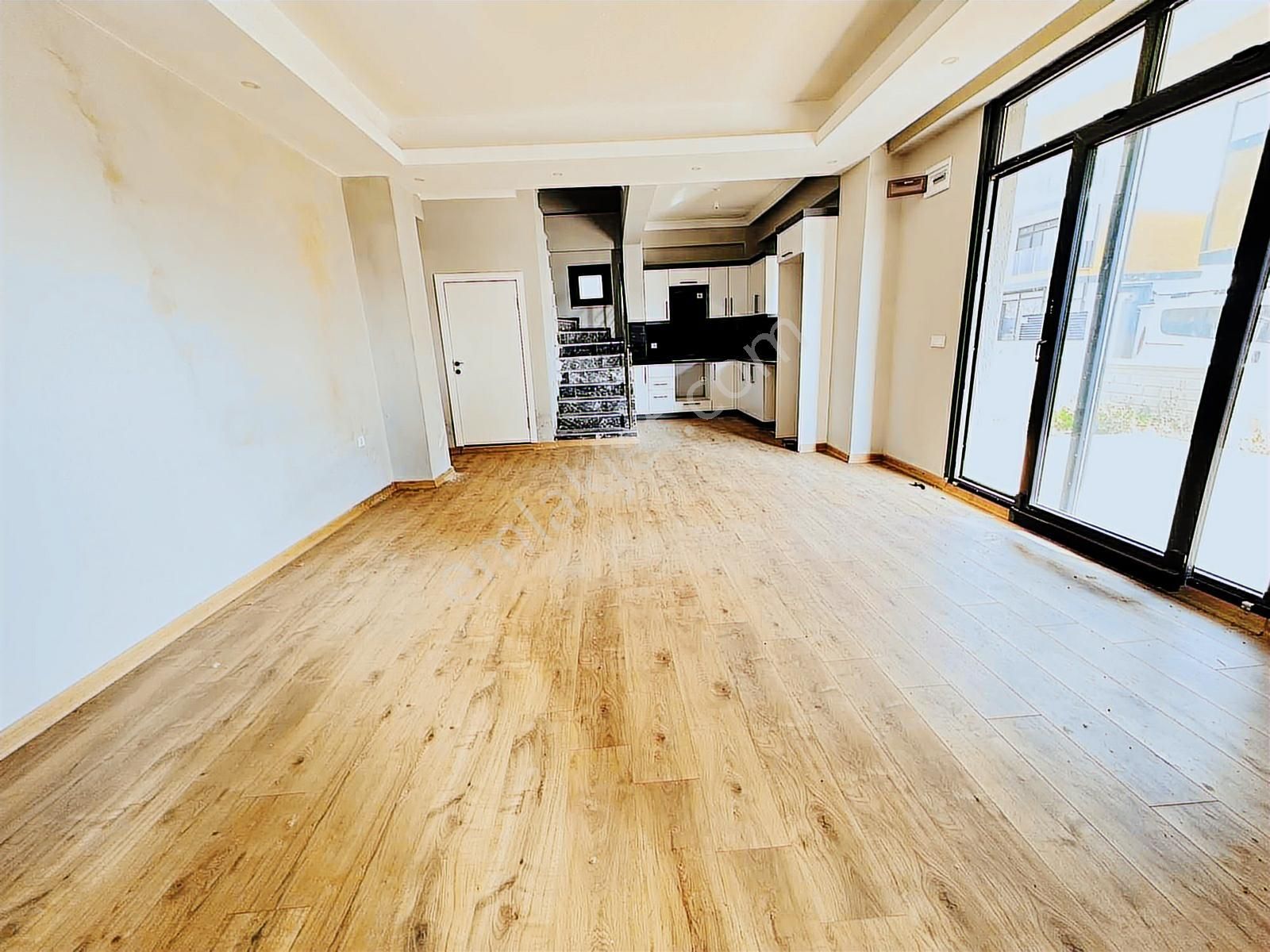 Mega Yapıdan Denize 200 Metre Mesafe İskanlı 4+1 Lüx Müstakil - Görsel 12