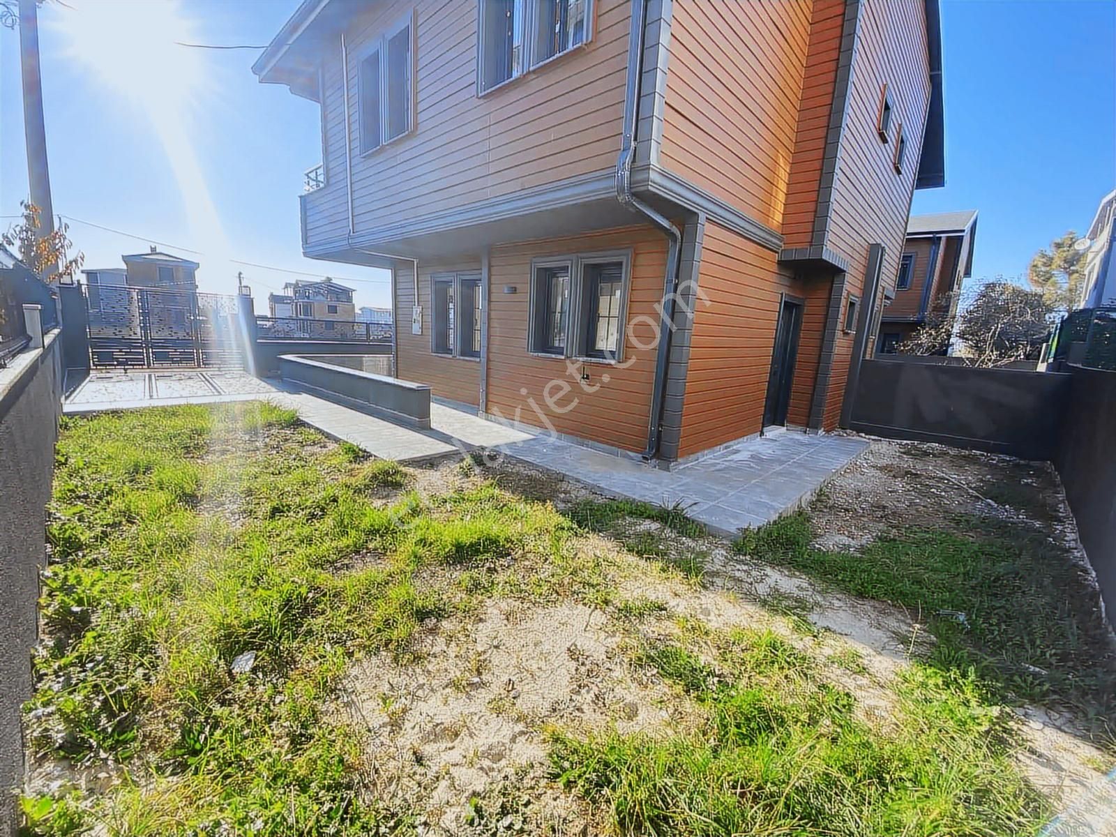 ▃▅▇mega Yapı ▇▅▃ Sesten Uzak Huzura Yakın, Saray Gibi 3+1 Villa - Görsel 3