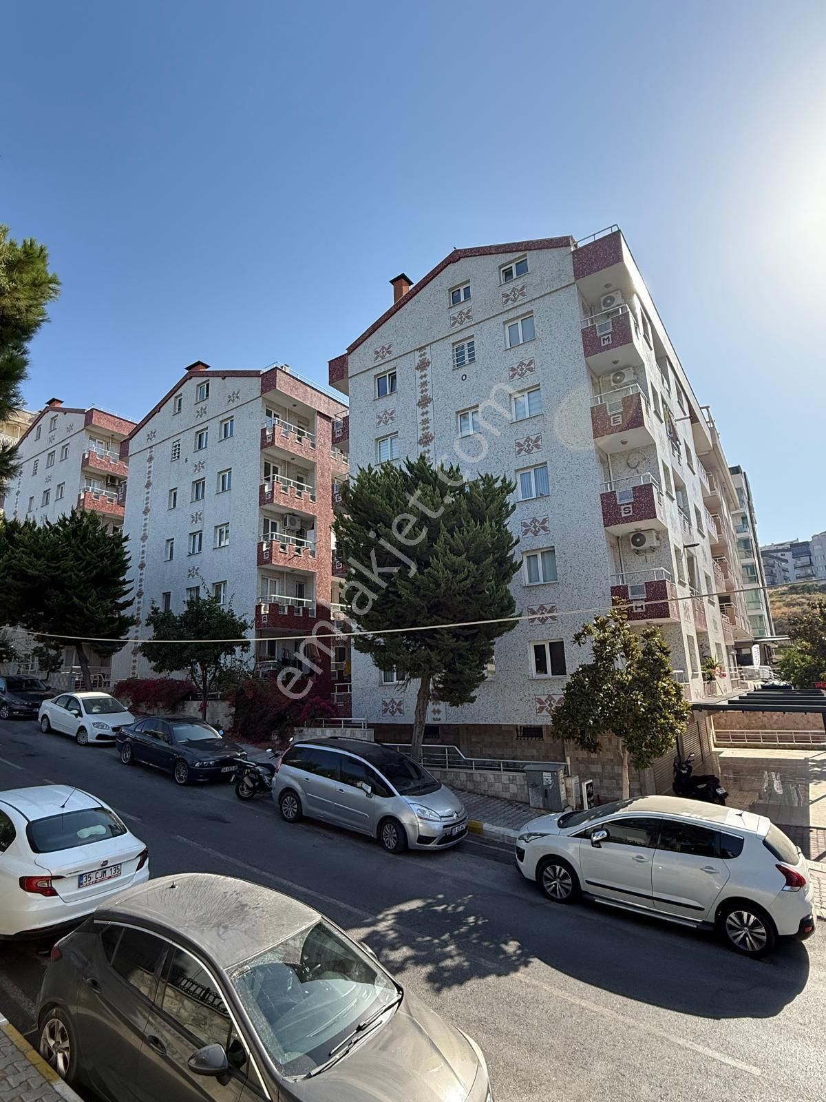 Kuşadası Merkez'de 2+1 2.kat Asansörlü Masrafsız Satılık Daire - Görsel 12