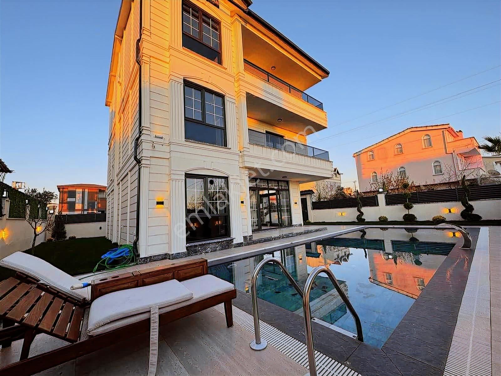 #mega Yapı# Parka Cephe Özel Havuzlu Prestijli Villa - Görsel 6