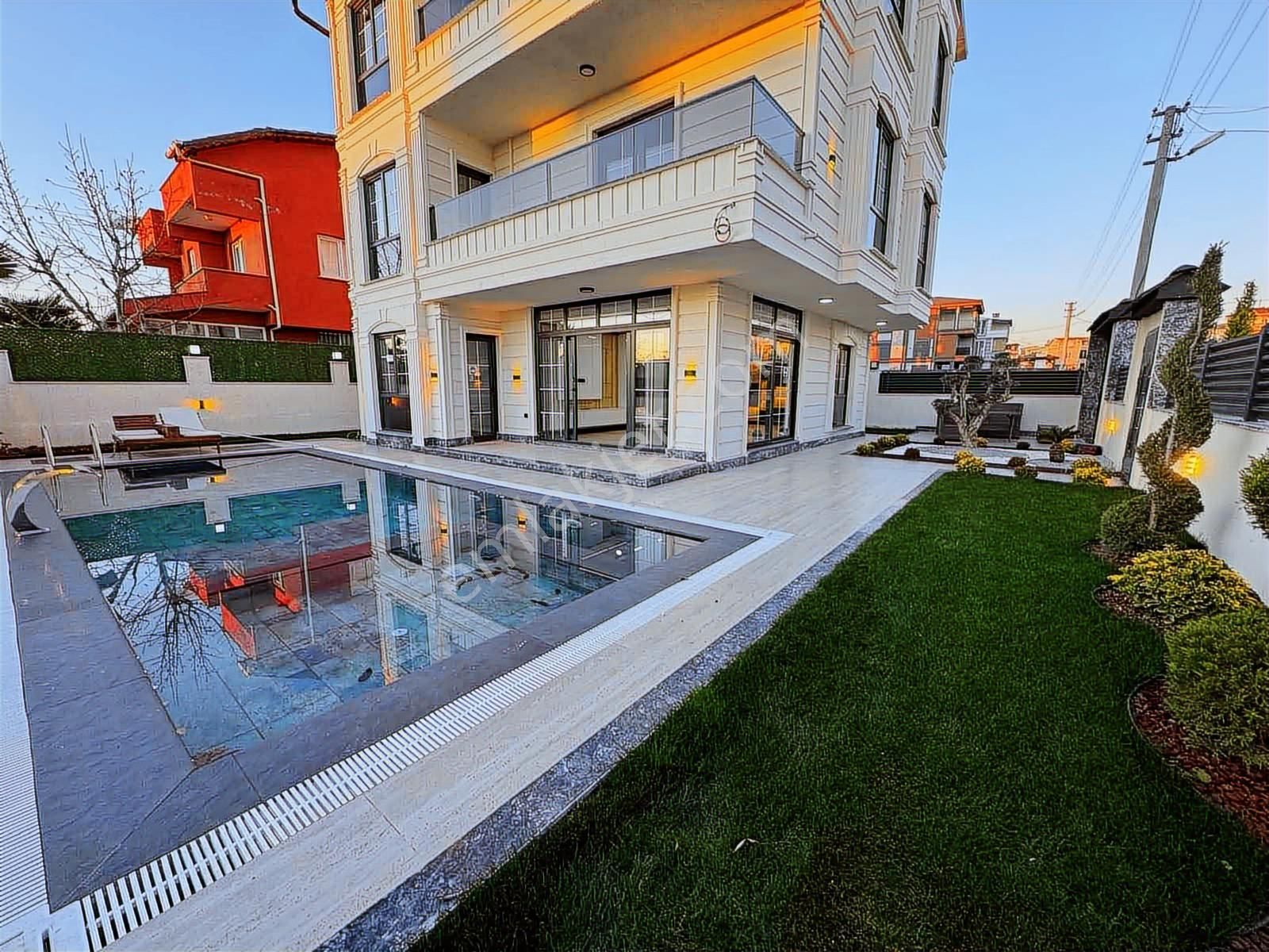 #mega Yapı# Parka Cephe Özel Havuzlu Prestijli Villa - Görsel 29