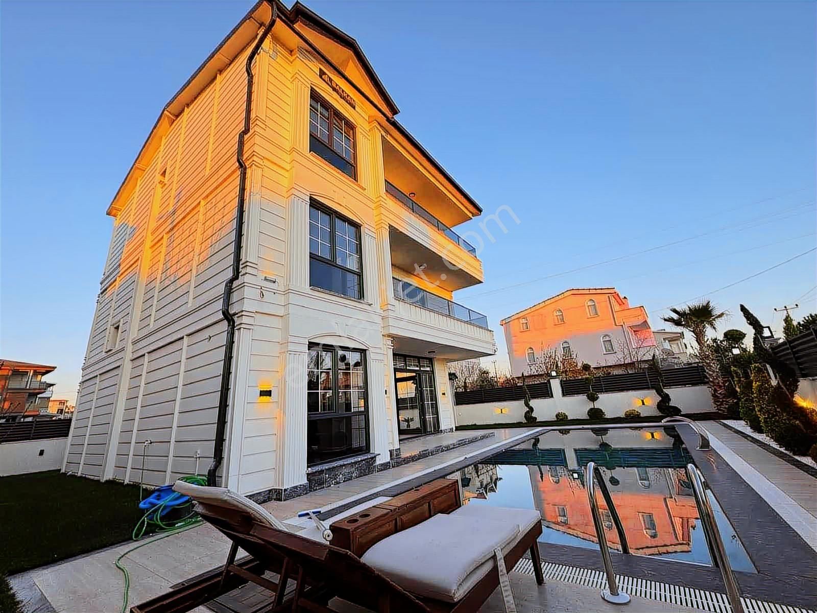 #mega Yapı# Parka Cephe Özel Havuzlu Prestijli Villa - Görsel 25