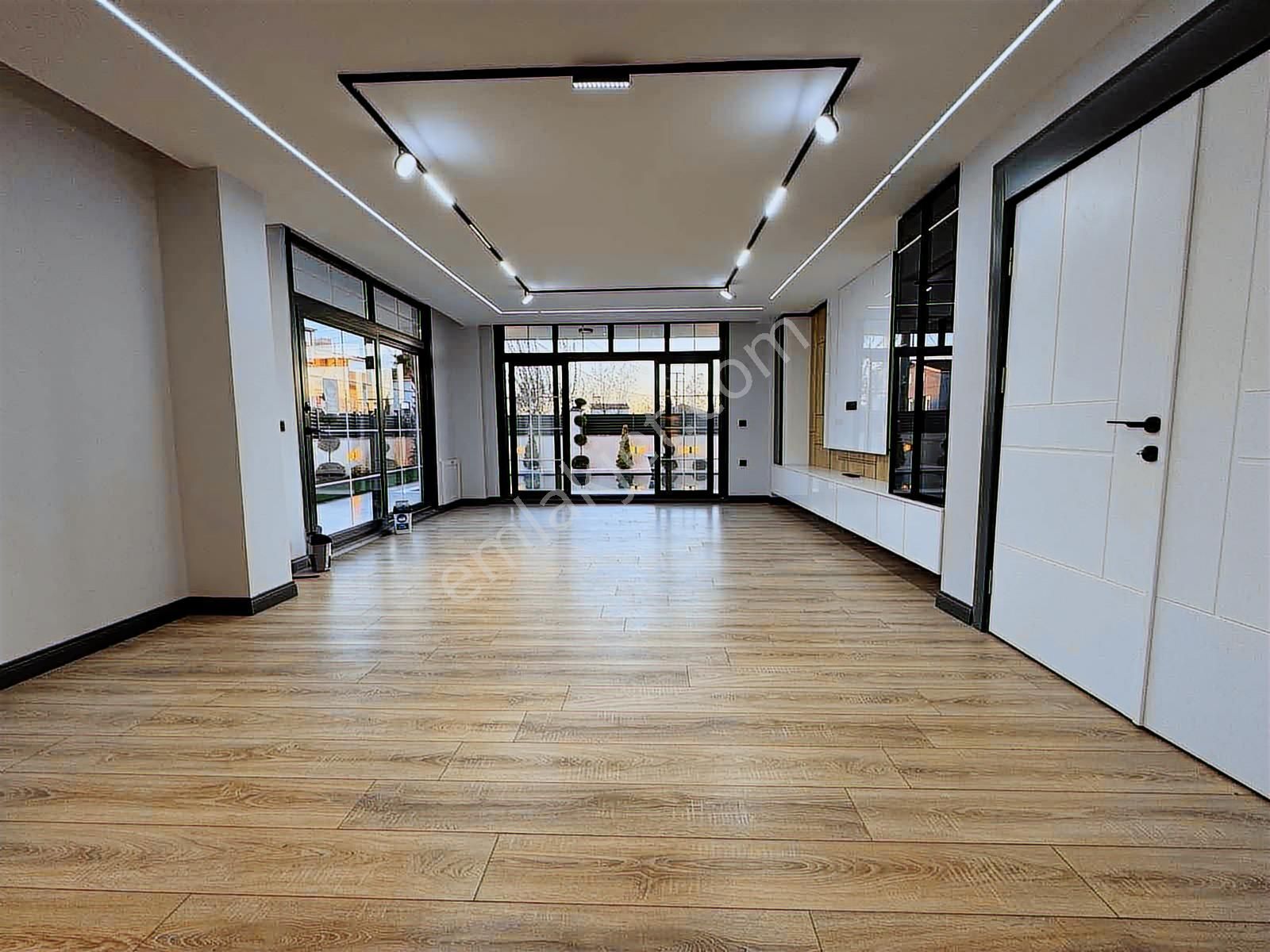 #mega Yapı# Parka Cephe Özel Havuzlu Prestijli Villa - Görsel 9