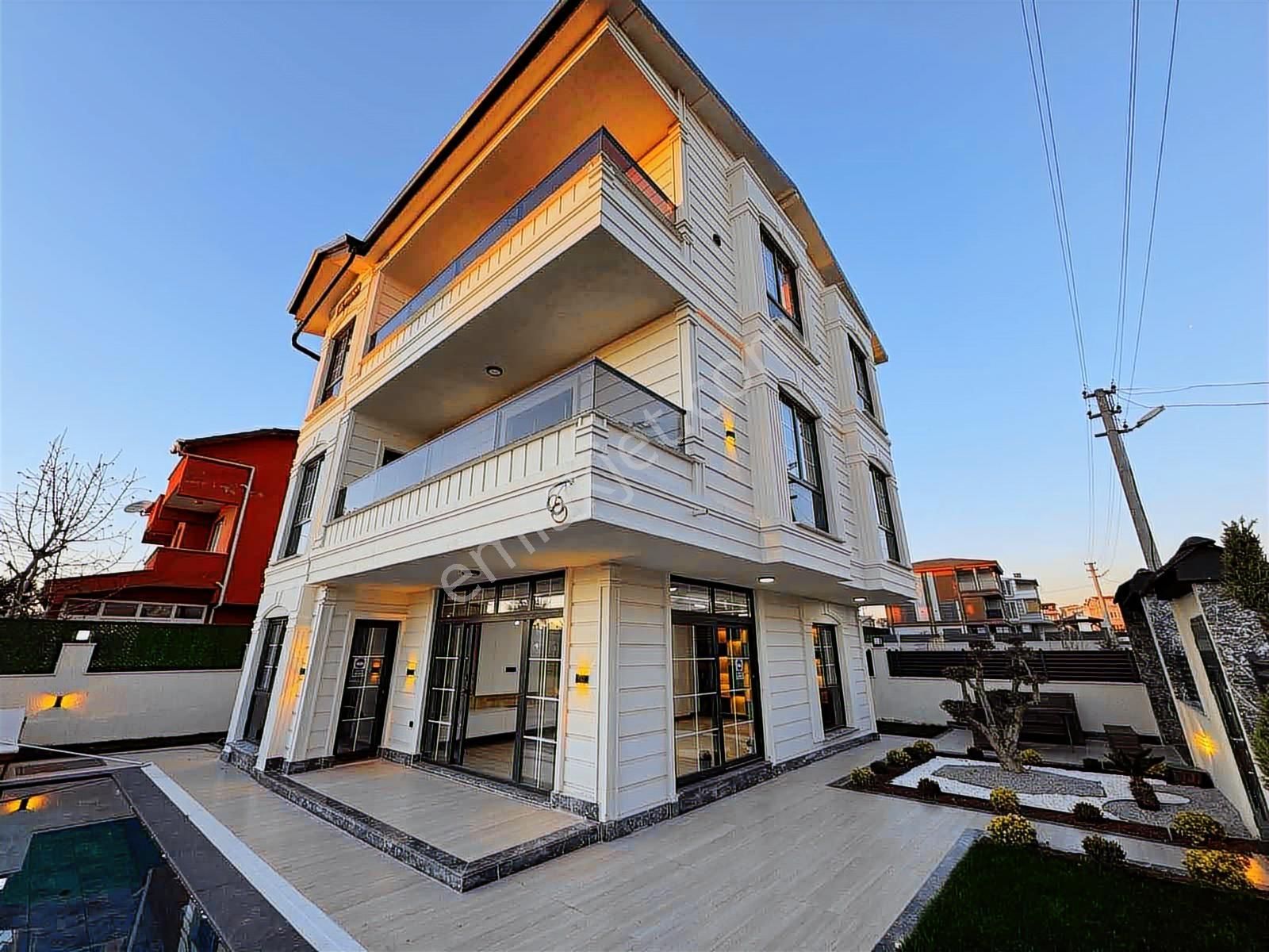 #mega Yapı# Parka Cephe Özel Havuzlu Prestijli Villa - Görsel 5