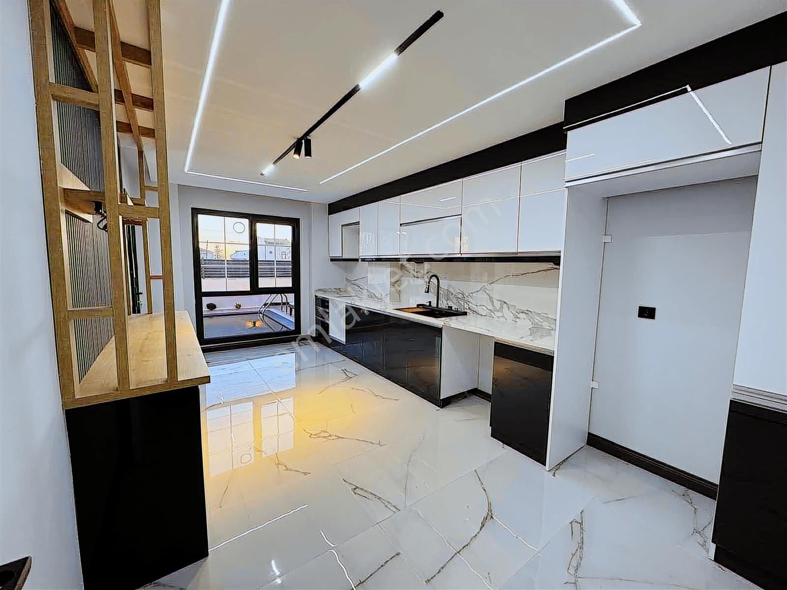 #mega Yapı# Parka Cephe Özel Havuzlu Prestijli Villa - Görsel 32