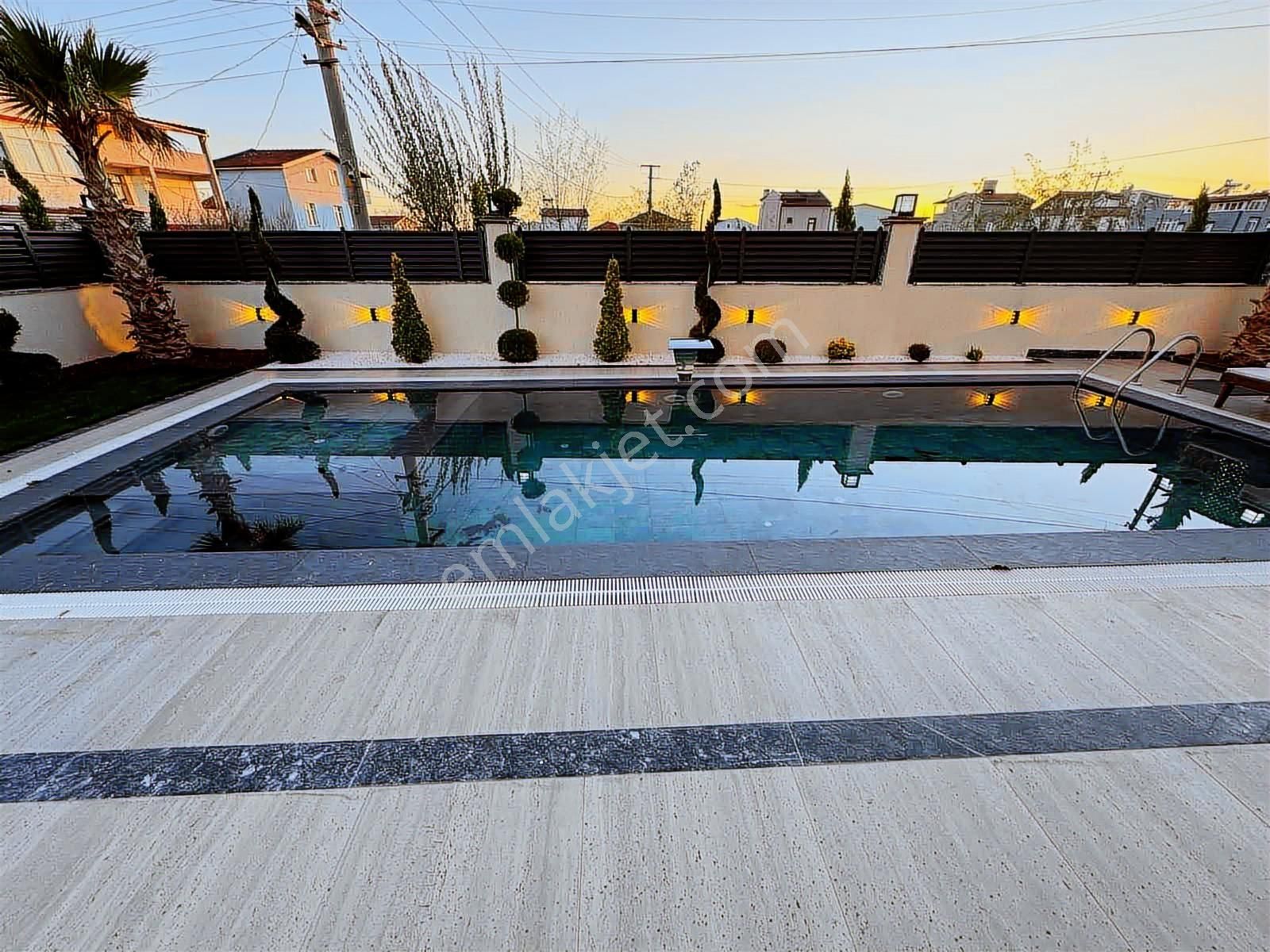 #mega Yapı# Parka Cephe Özel Havuzlu Prestijli Villa - Görsel 27