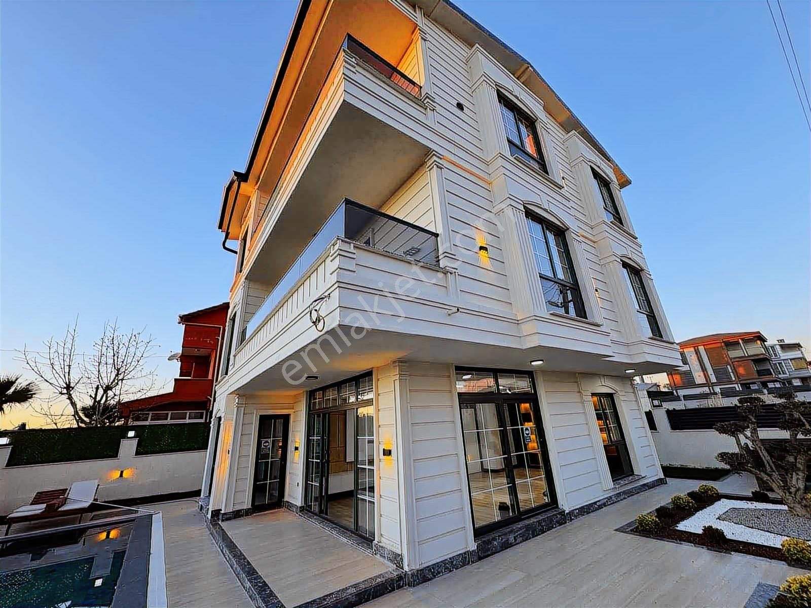 #mega Yapı# Parka Cephe Özel Havuzlu Prestijli Villa - Görsel 24
