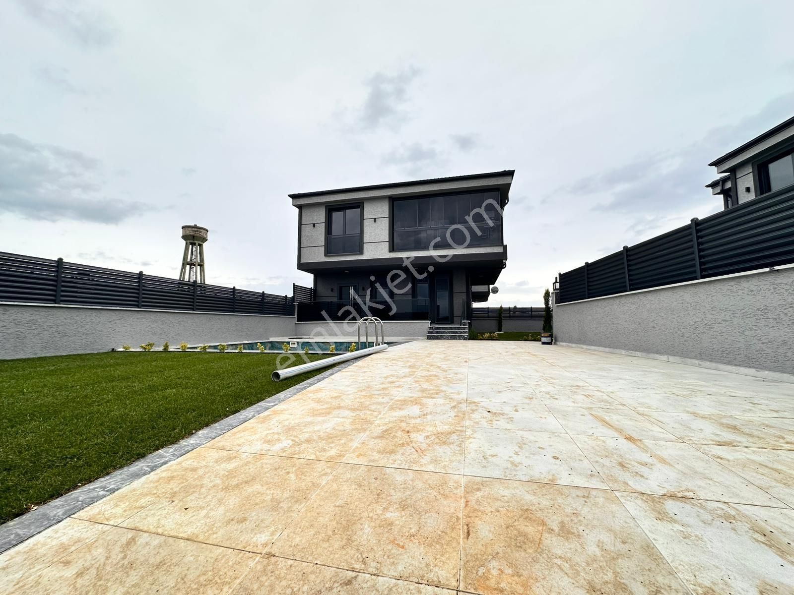 -mega Yapı- 400m² Arsa İçinde Havuzlu Kmb Ptk Hazır Lüx Müstakil - Görsel 7